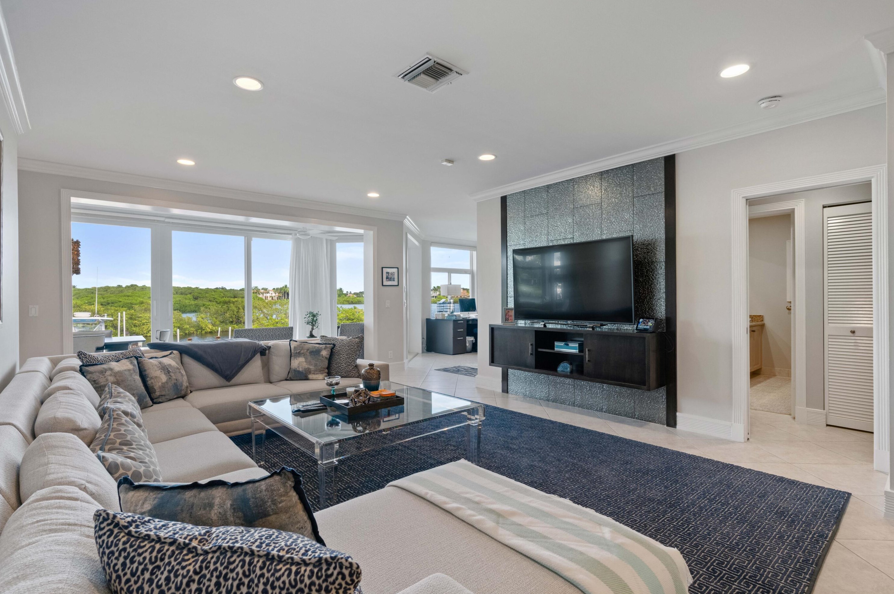 266 Eagle Dr, Jupiter, FL 33477