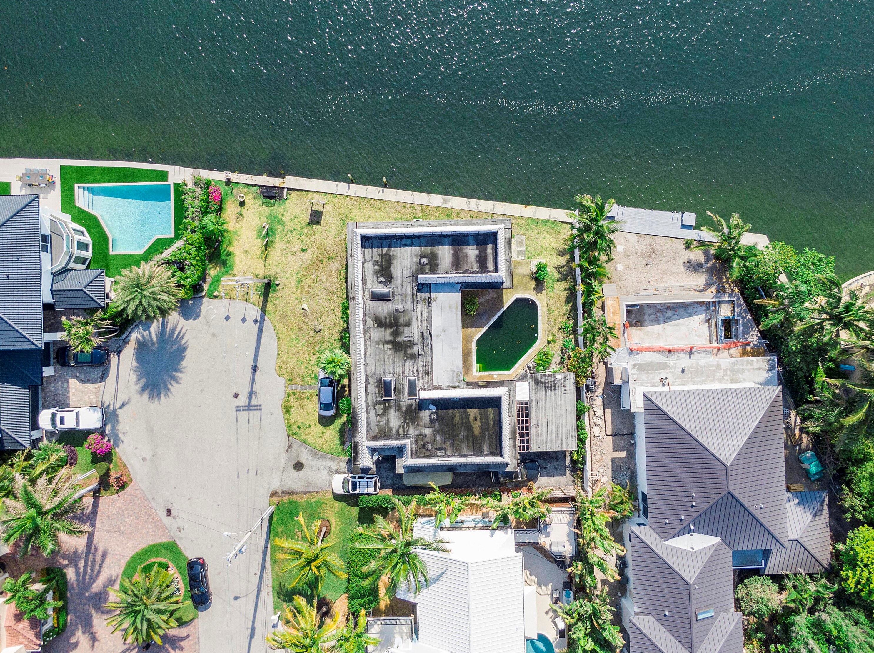 898 Appleby St, Boca Raton, FL 33487-2443