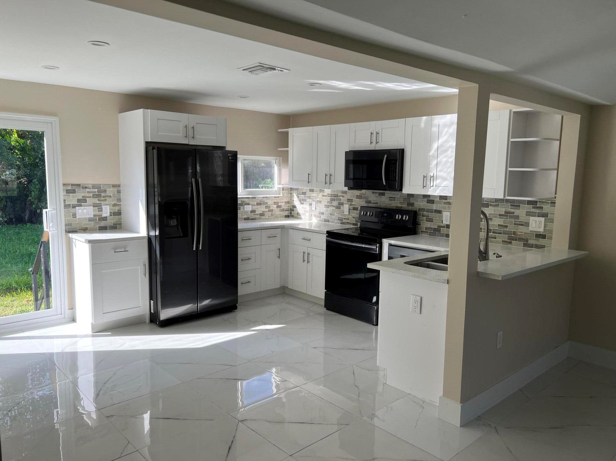 3880 Home St, West Palm Beach, FL 33406