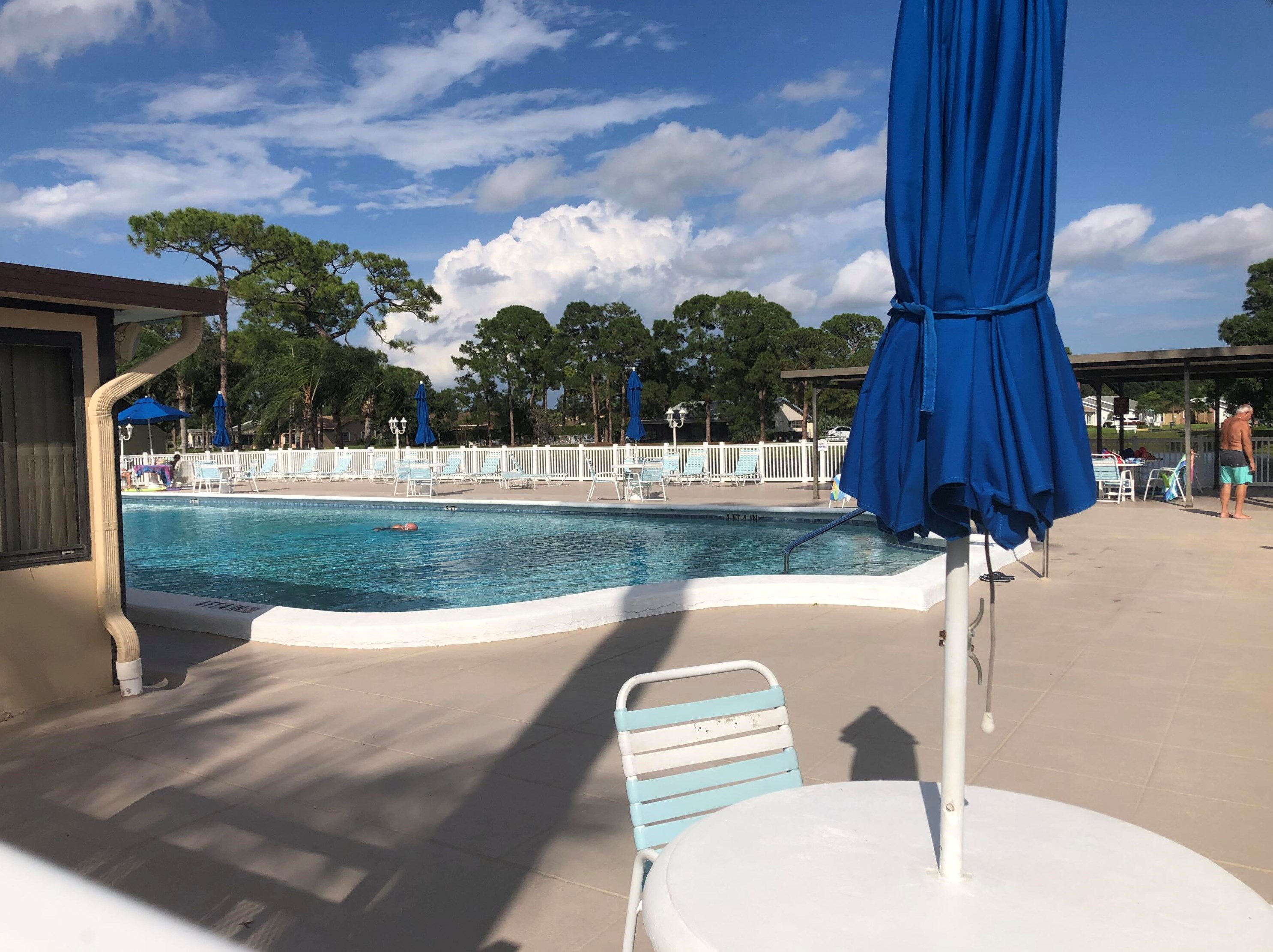 450 Pine Glen Ln, Lake Worth FL  33463-8671 exterior