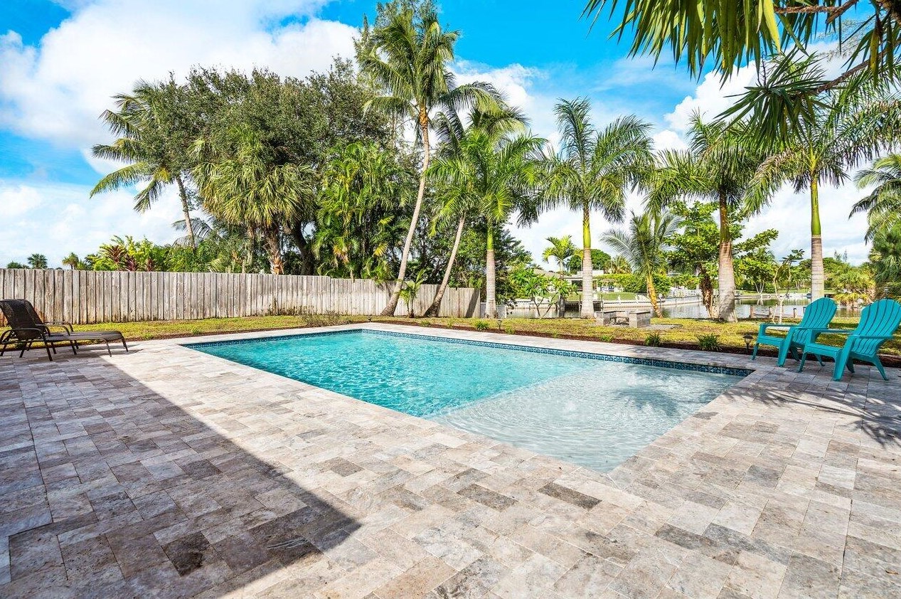 1919 Terrace Dr, Lake Worth, FL 33460-6450