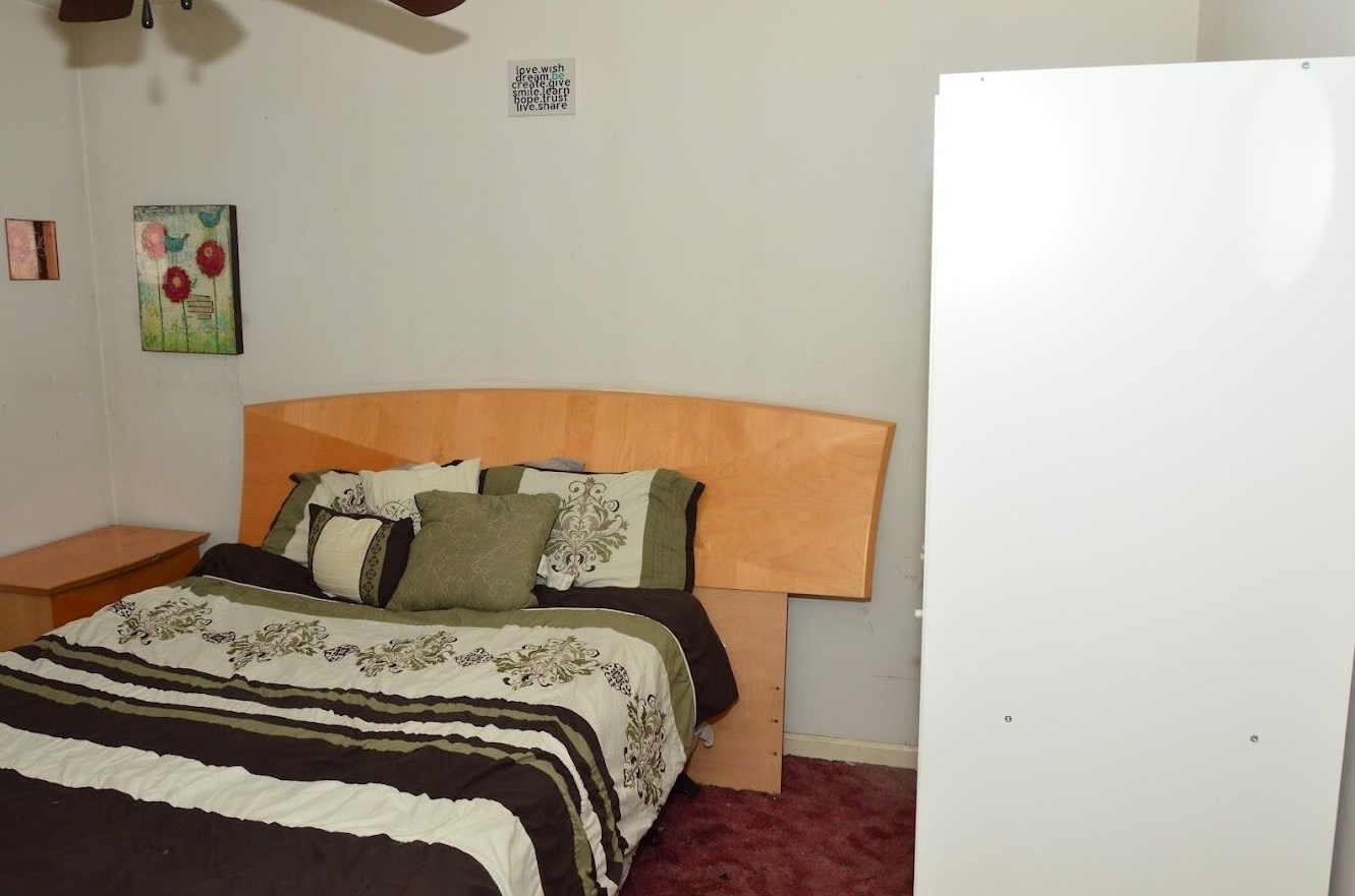 3282 Artesian Dr, Lake Worth FL 33462-3613 exterior