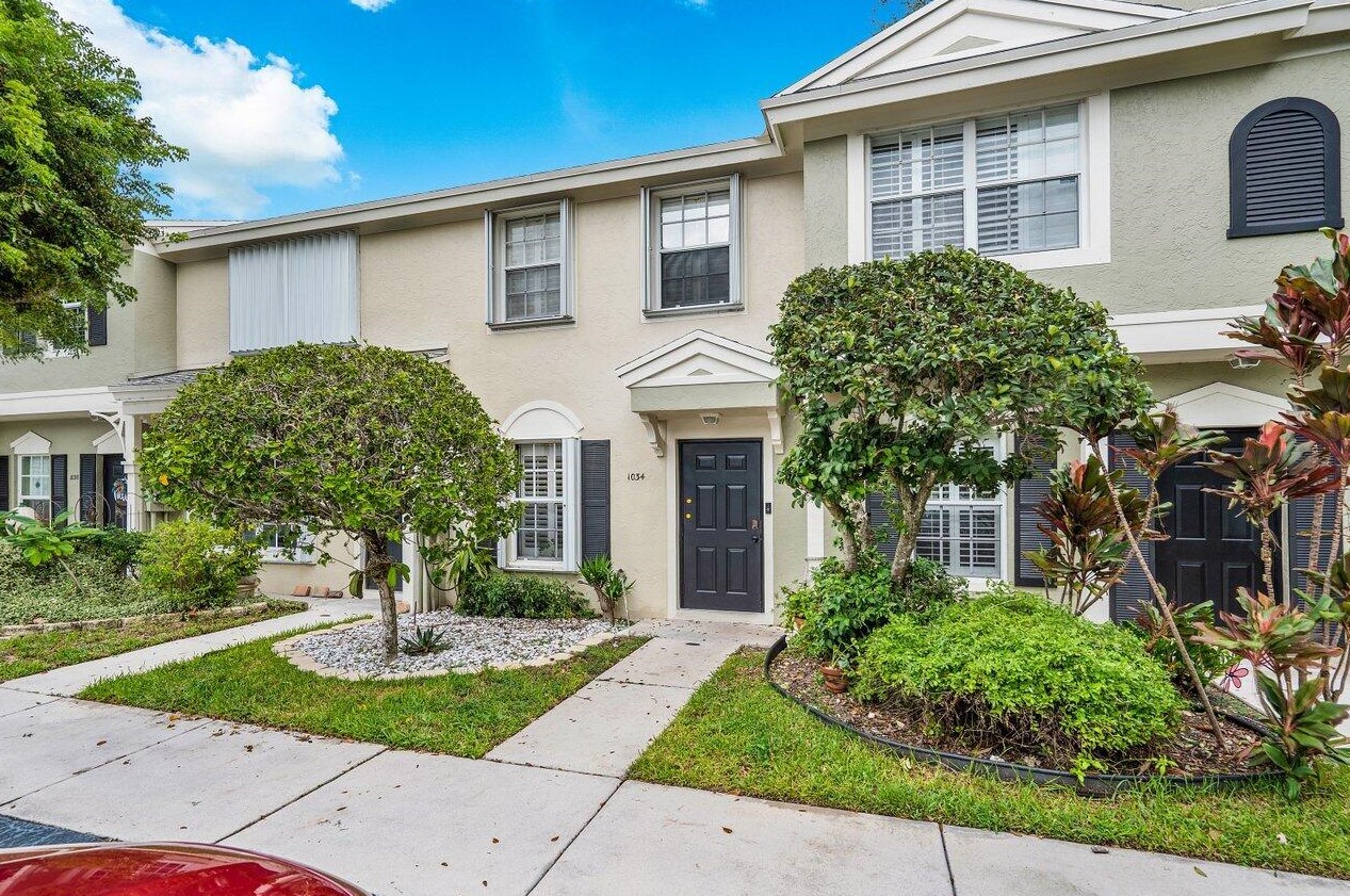 1034 Kokomo Key Ln, Delray Beach, FL 33483