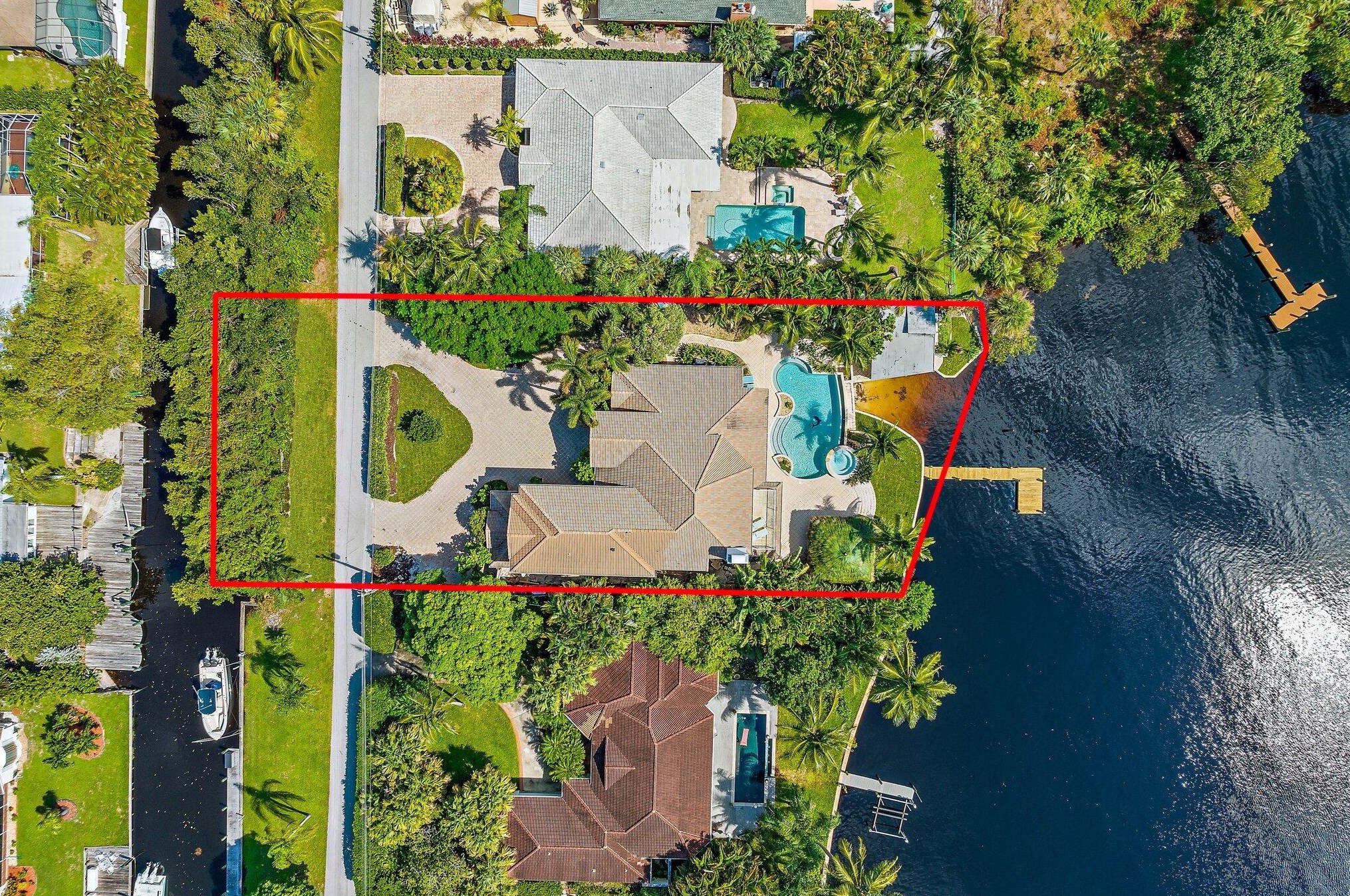 9460 Point Ter, Jupiter, FL 33469-1324