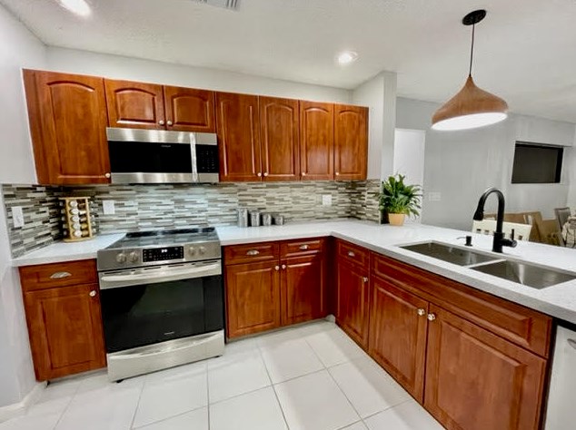 20797 Cabrillo Way, Boca Raton FL  33428-1201 exterior