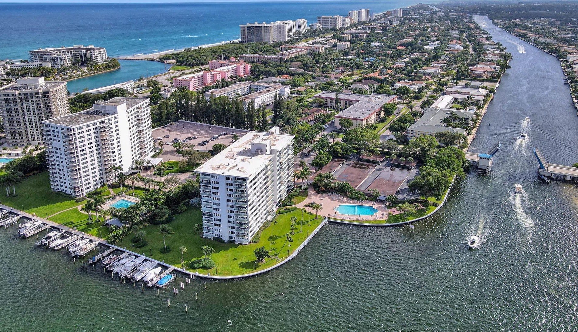 701 Camino Real, Boca Raton FL 33486-5524 exterior