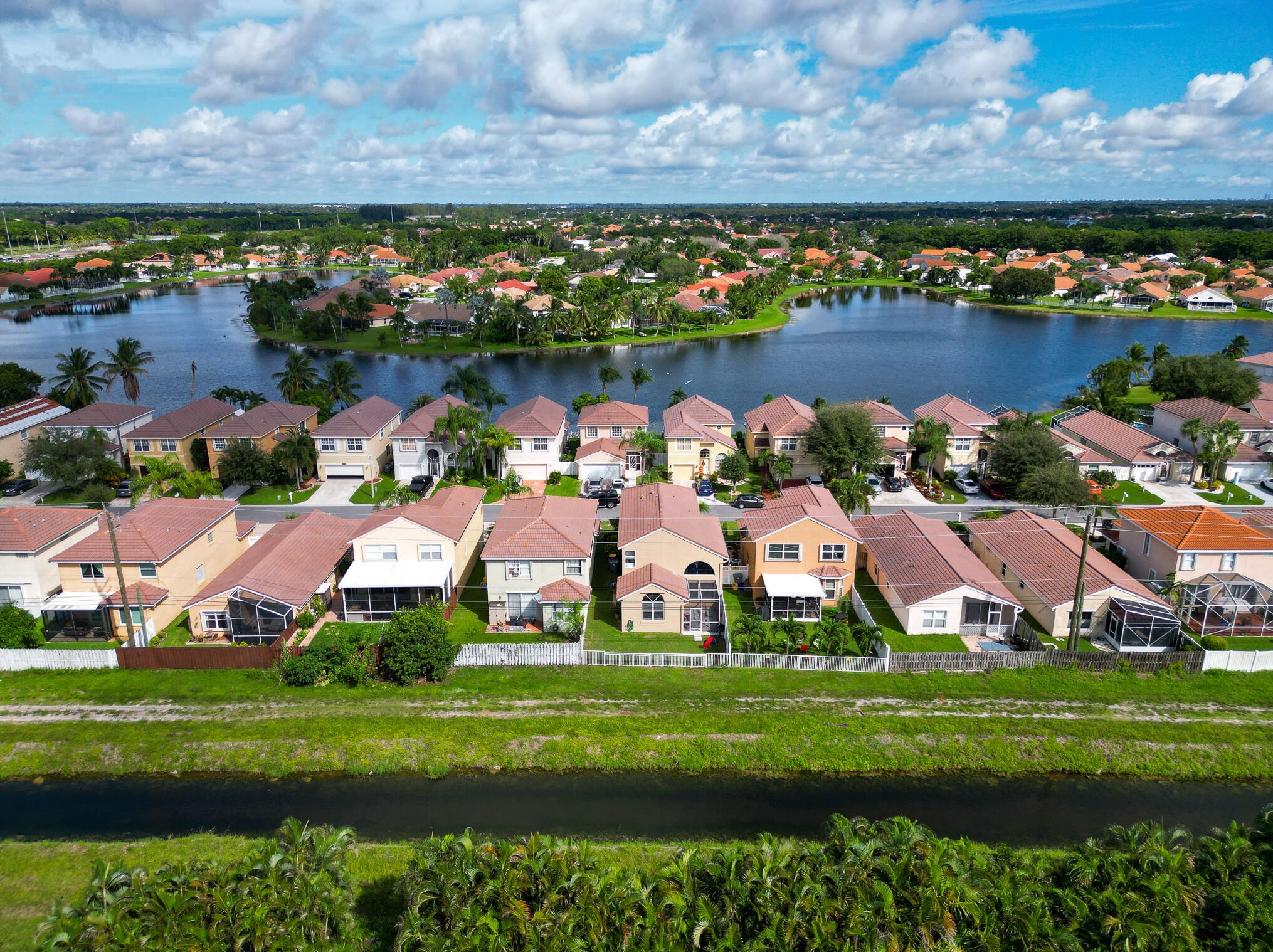 7788 Springfield Lk Dr, Lake Worth FL 33467-7895 exterior