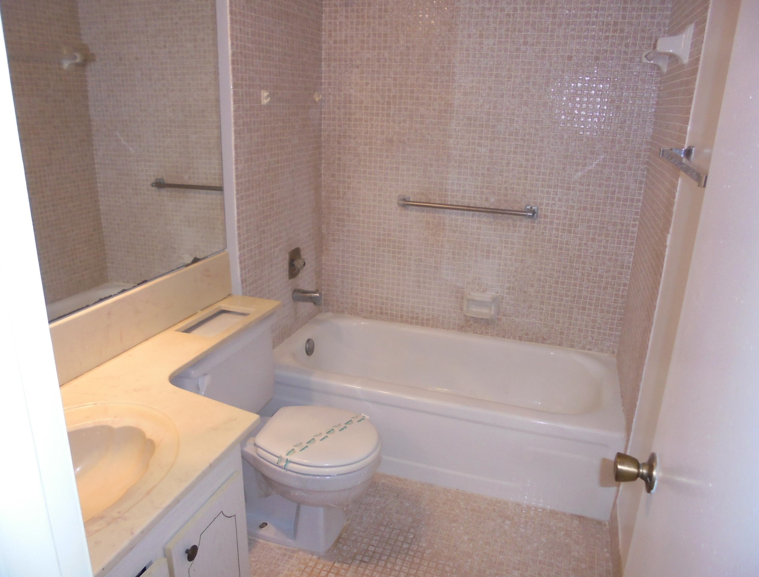 21 Preston A, Boca Raton FL  33434-2465 exterior