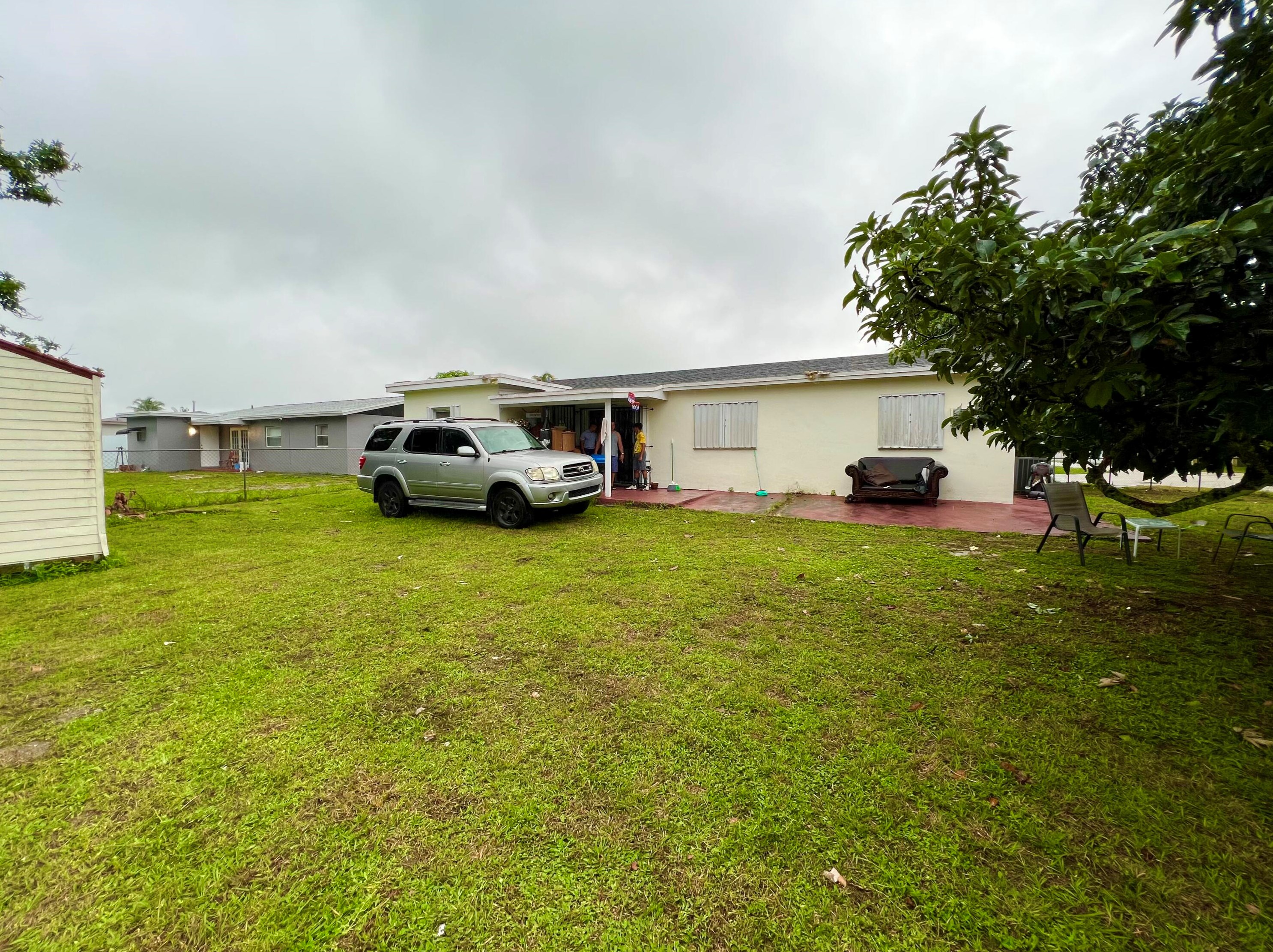 2485 176 Ter, Miami FL 33187-6761 exterior