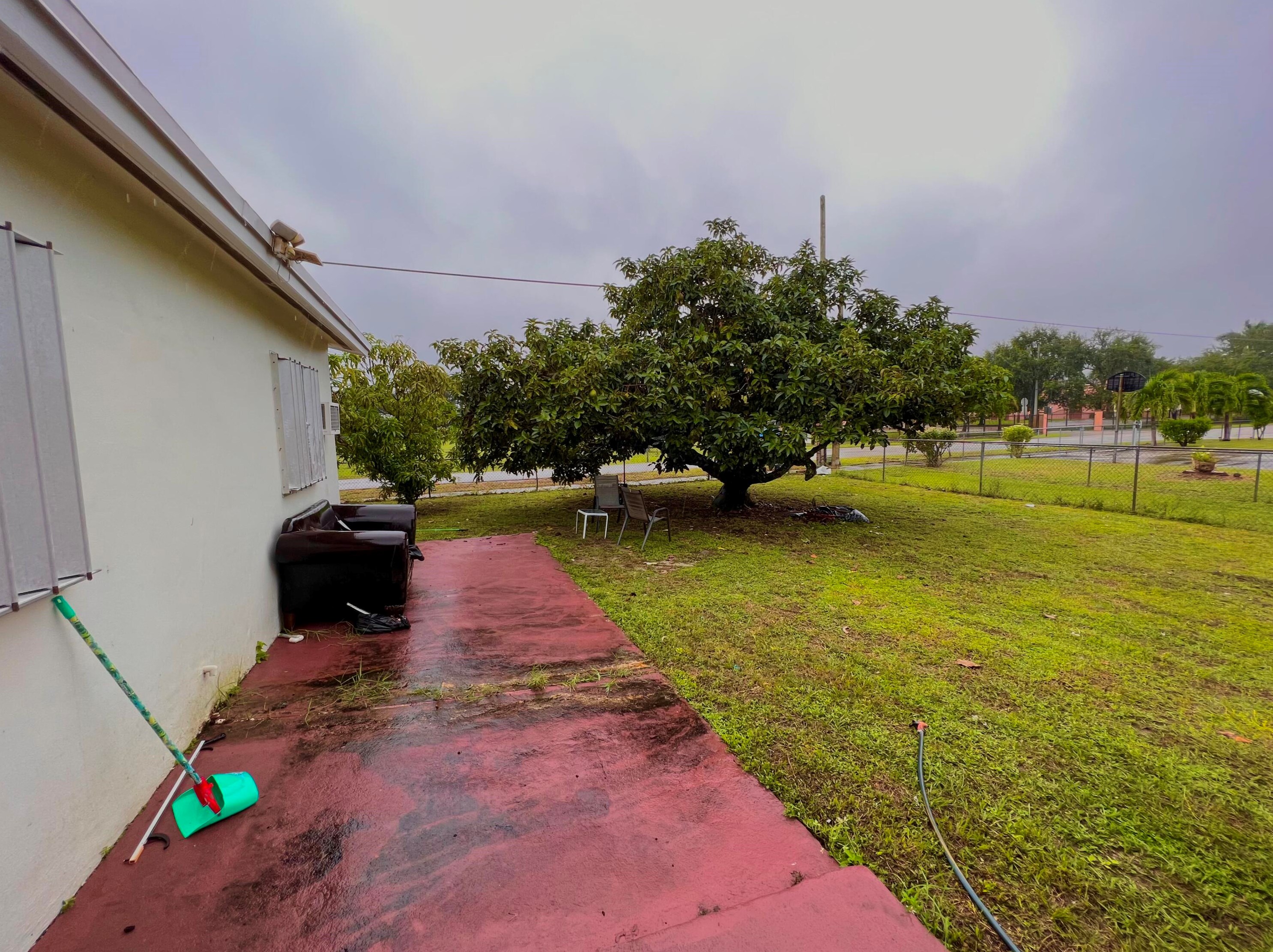 2485 176 Ter, Miami FL 33187-6761 exterior
