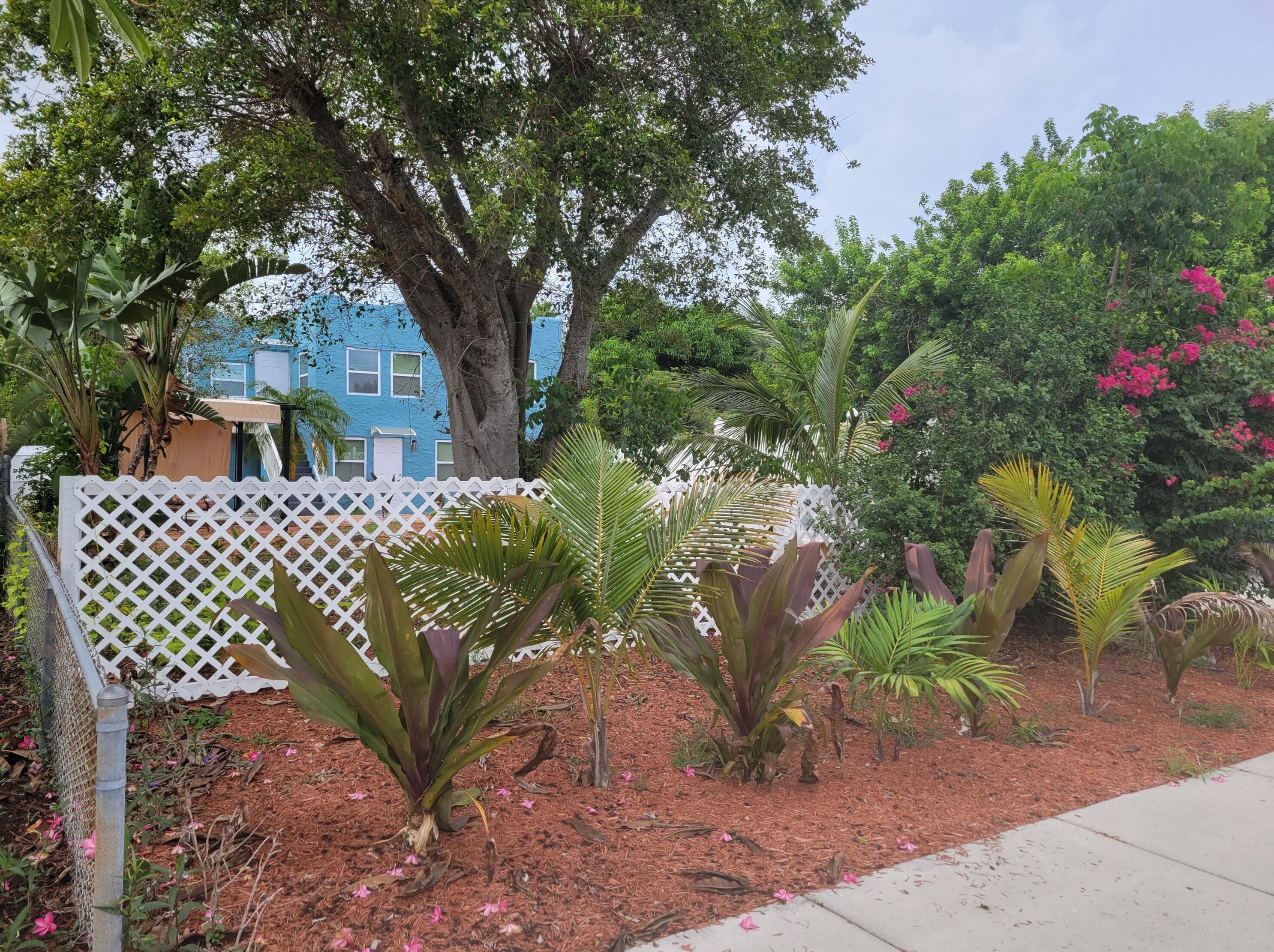 1605 K St, Lake Worth, FL 33460-6556