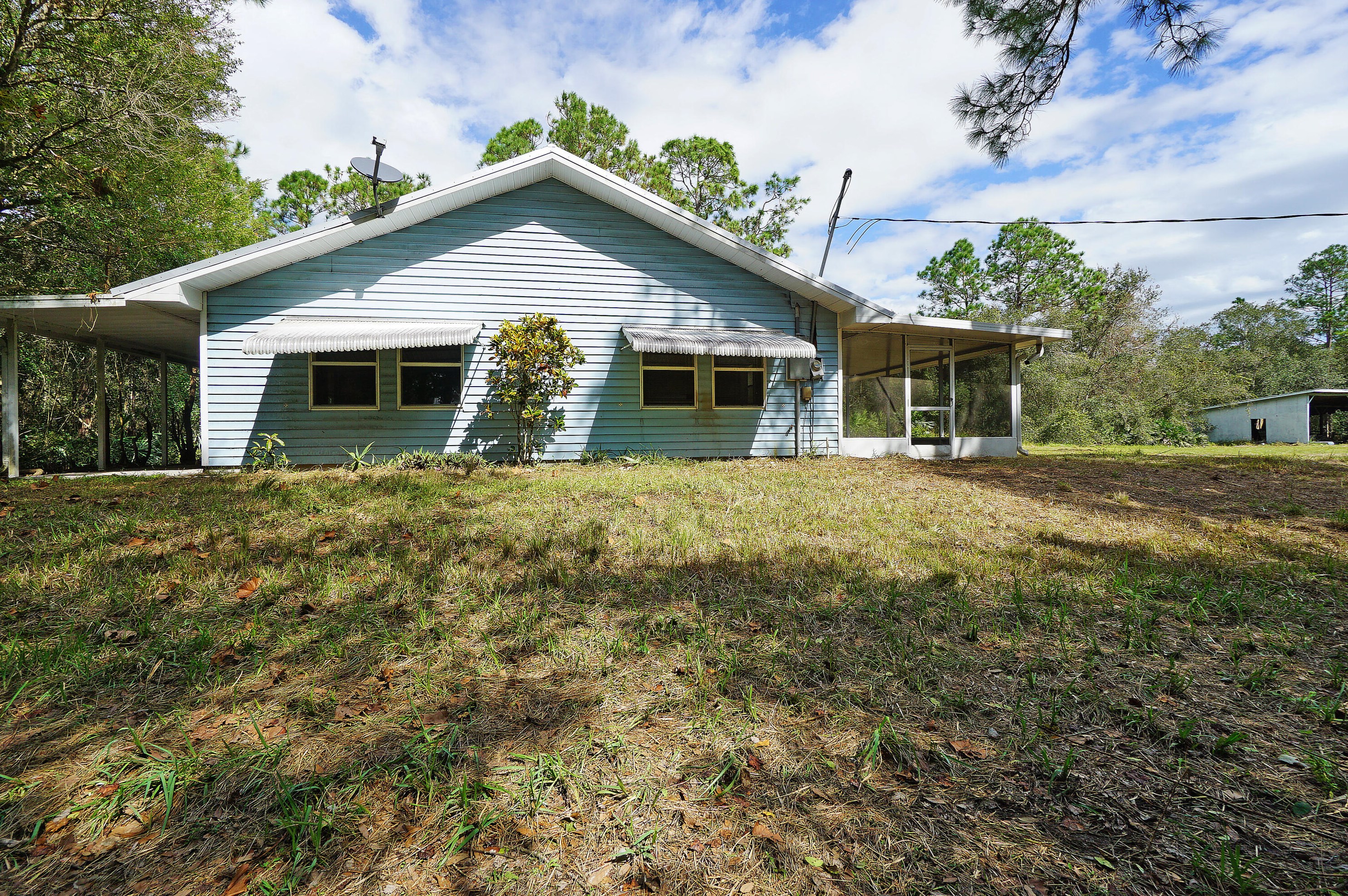 13006 14 Ave, Okeechobee FL 34972-8535 exterior