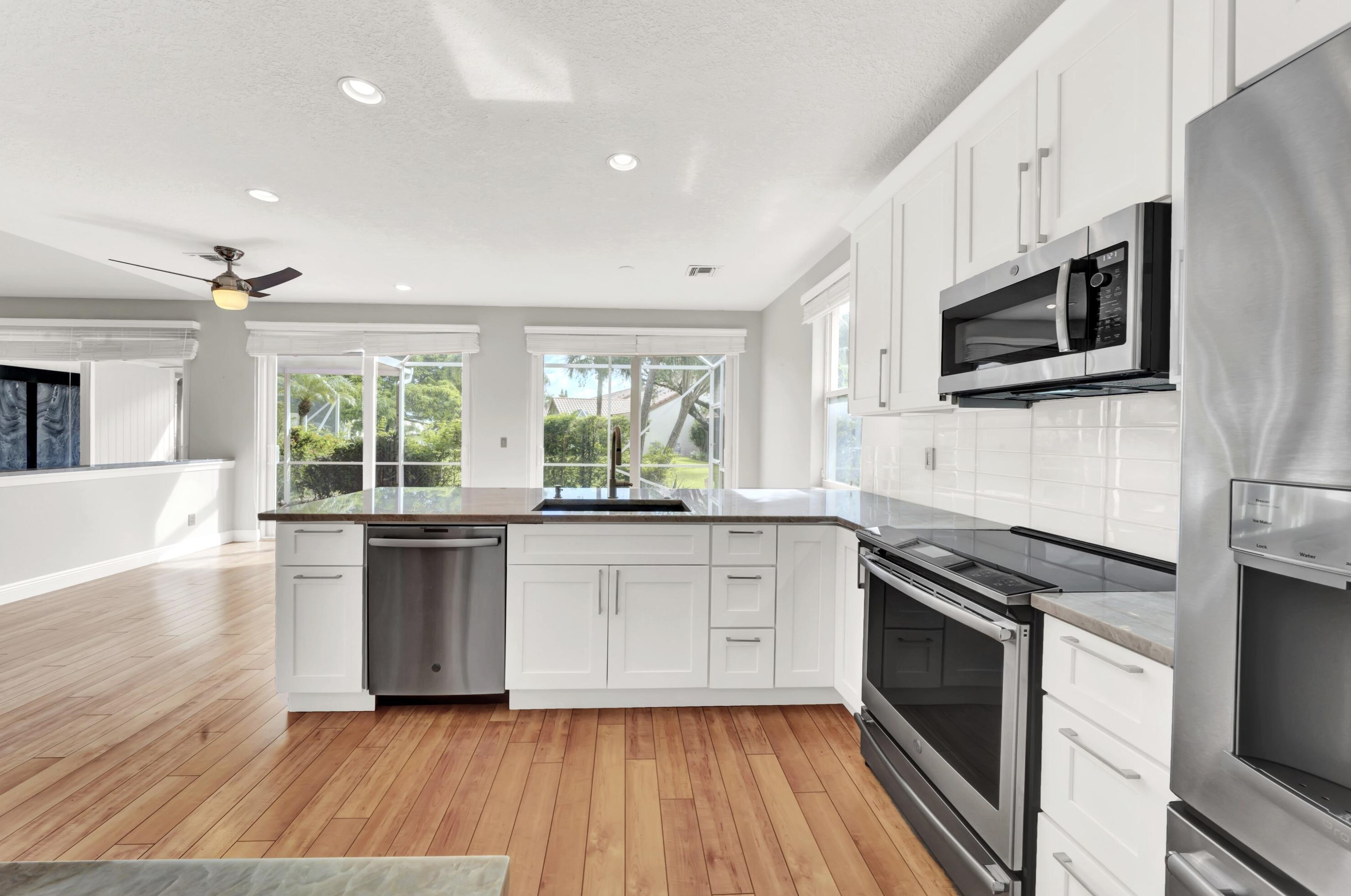 23399 Water Cir, Boca Raton, FL 33486