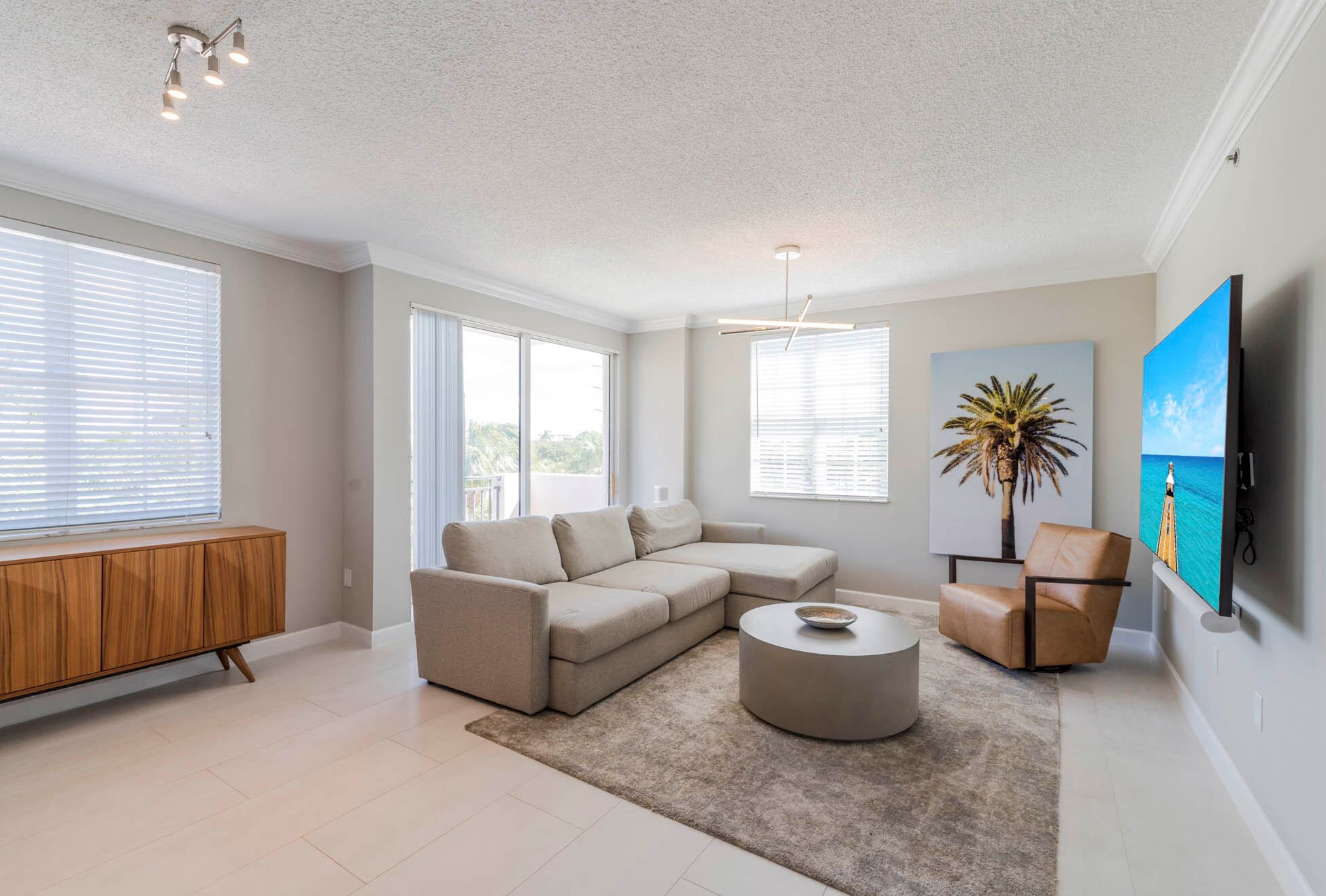 616 Clearwater Park Rd #312, West Palm Beach, FL 33401