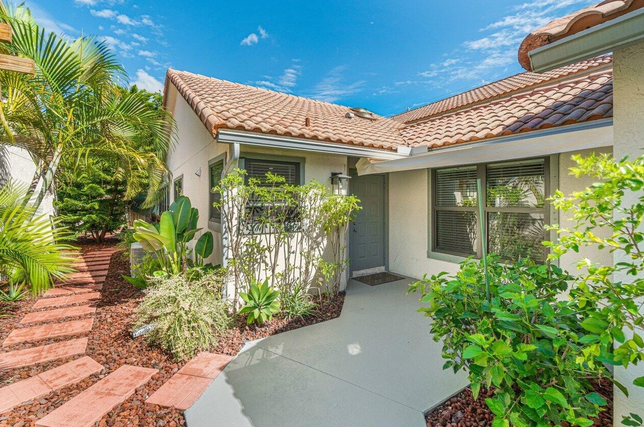 5539 Eton Ct, Boca Raton, FL 33486