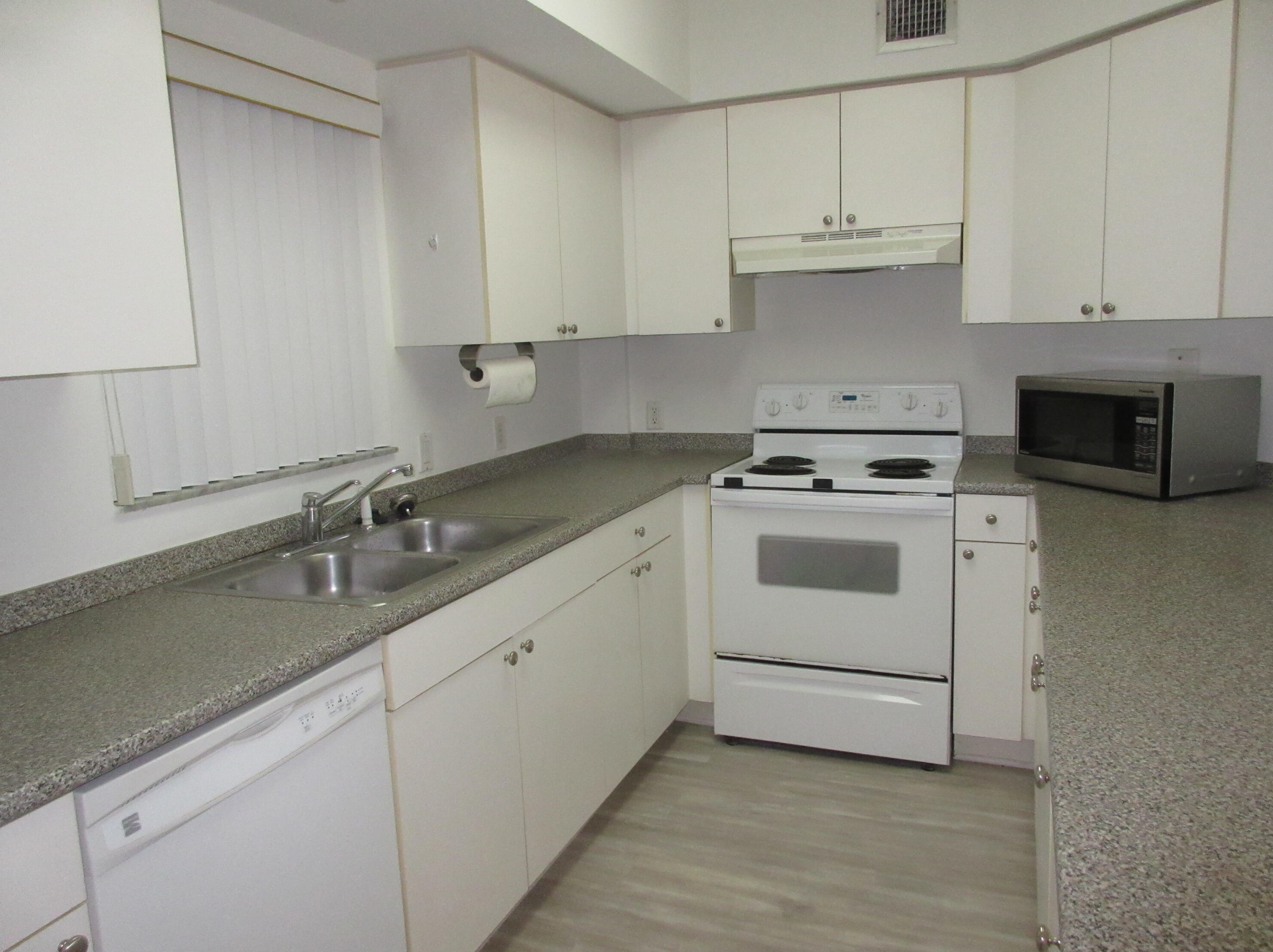 2105 Lavers Cir #312, Delray Beach, FL 33444