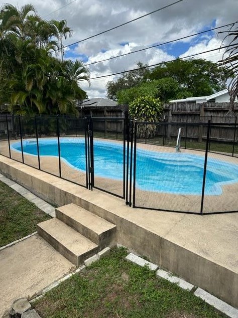 2759 Cambridge Rd, Lake Worth FL  33462-3812 exterior