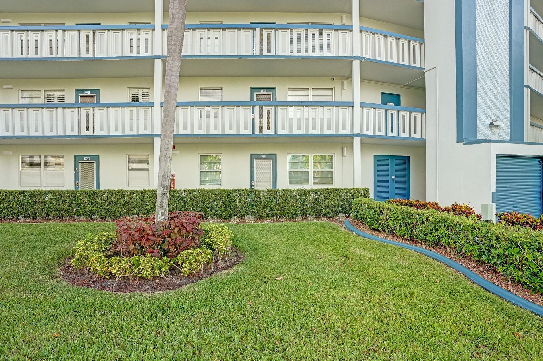 1033 Lincoln B, Boca Raton, FL 33434