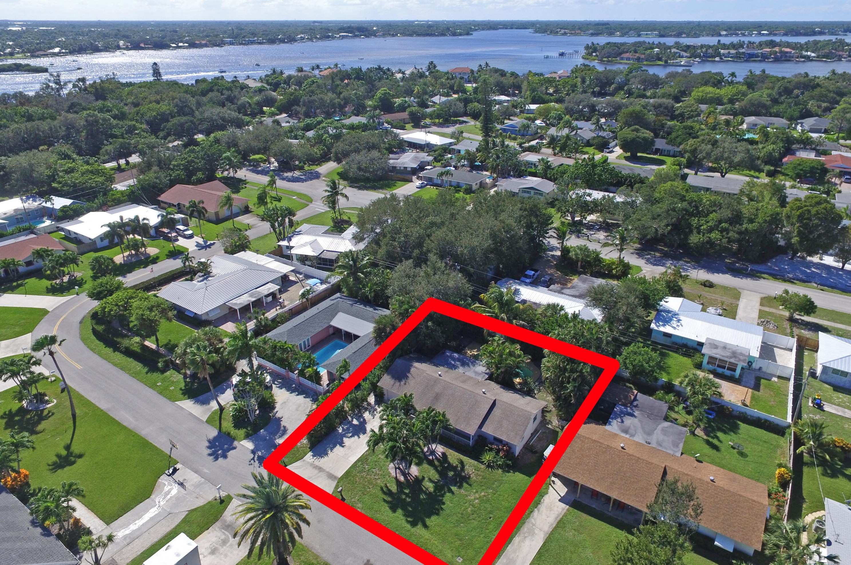 1518 Lance Rd, Jupiter, FL 33469