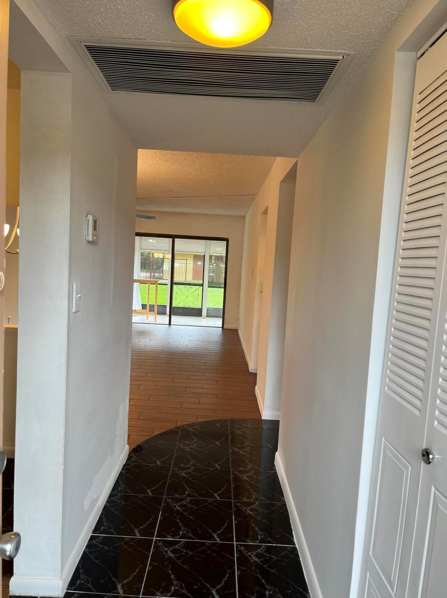 9370 Sw 8th St Apt 102, Boca Raton, FL 33428