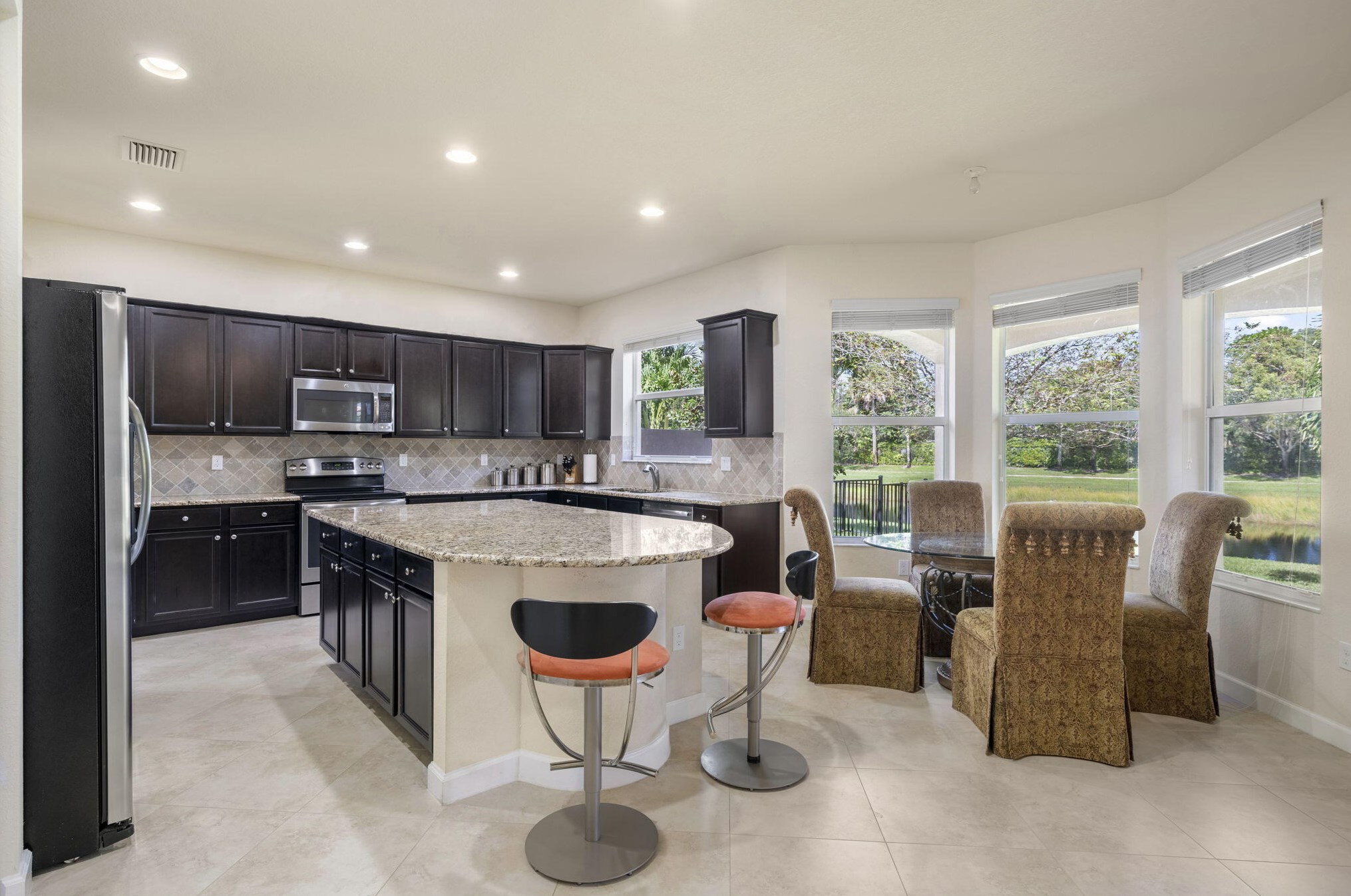 4639 Capital Dr, Lake Worth, FL 33463-8184