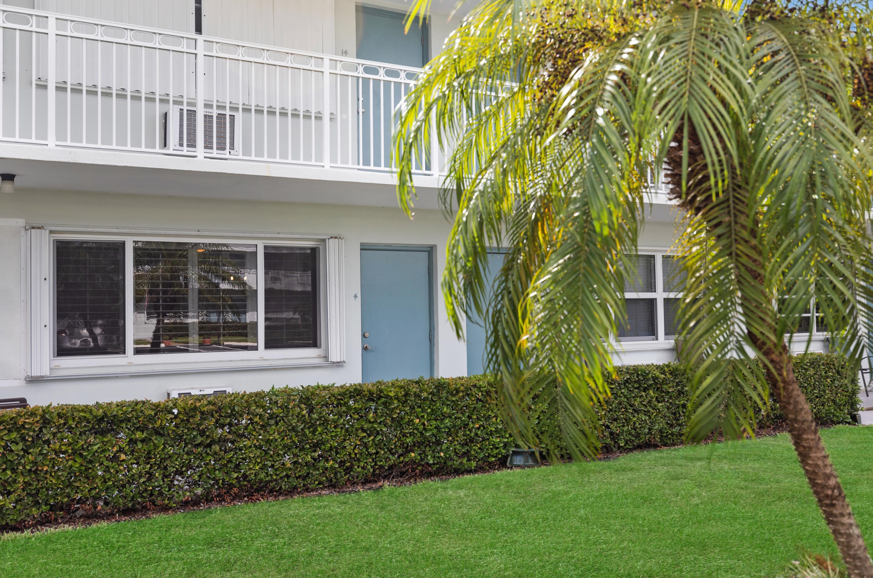 2552 Federal Hwy, Boynton Beach, FL 33435-7724