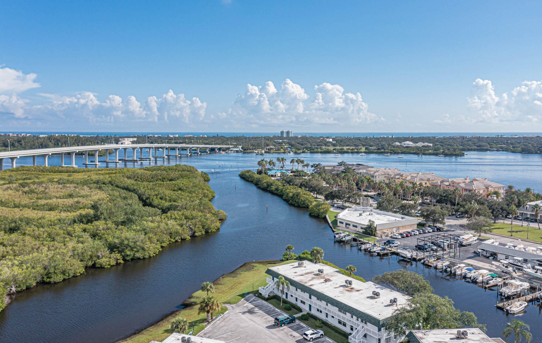 2800 Indian River Blvd #a4, Vero Beach, FL 32960