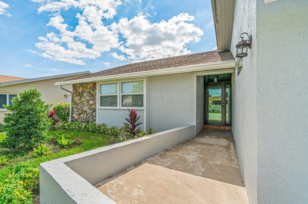 532 Nw 55th St, Boca Raton, FL 33487