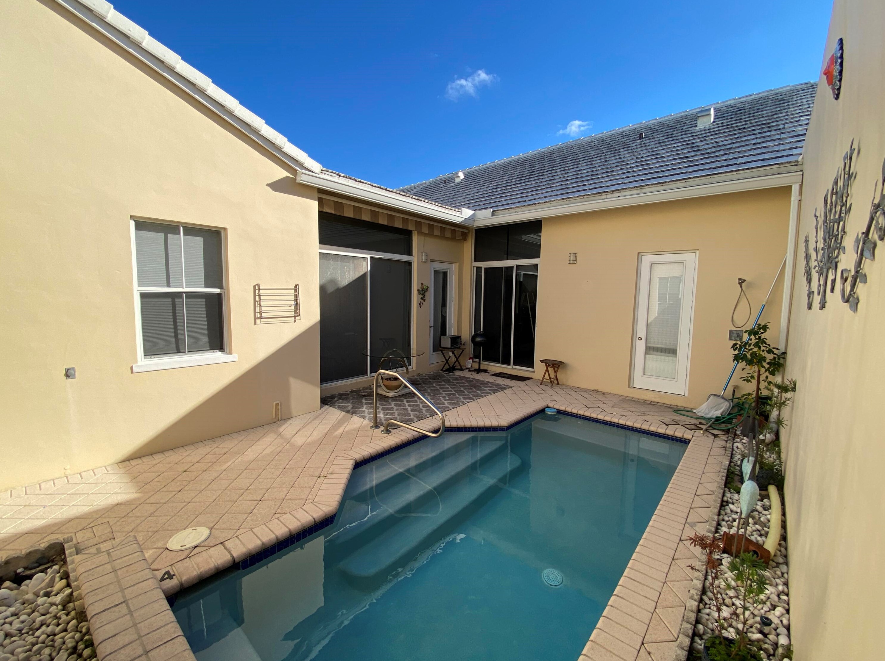 17324 Bermuda Village Dr, Boca Raton, FL 33487-1045