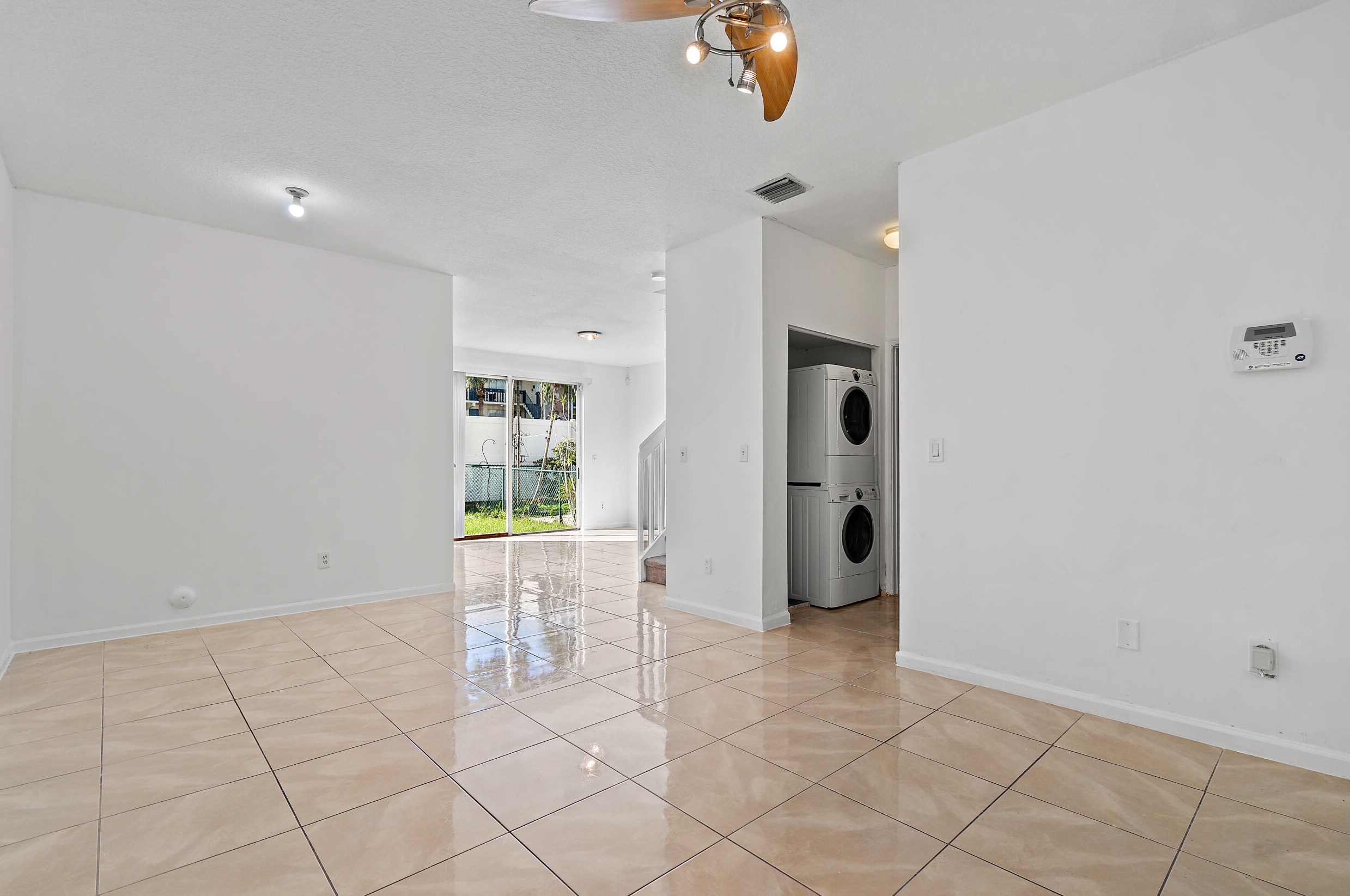 148 Palm Villas Way, Lake Worth, FL 33461-1084