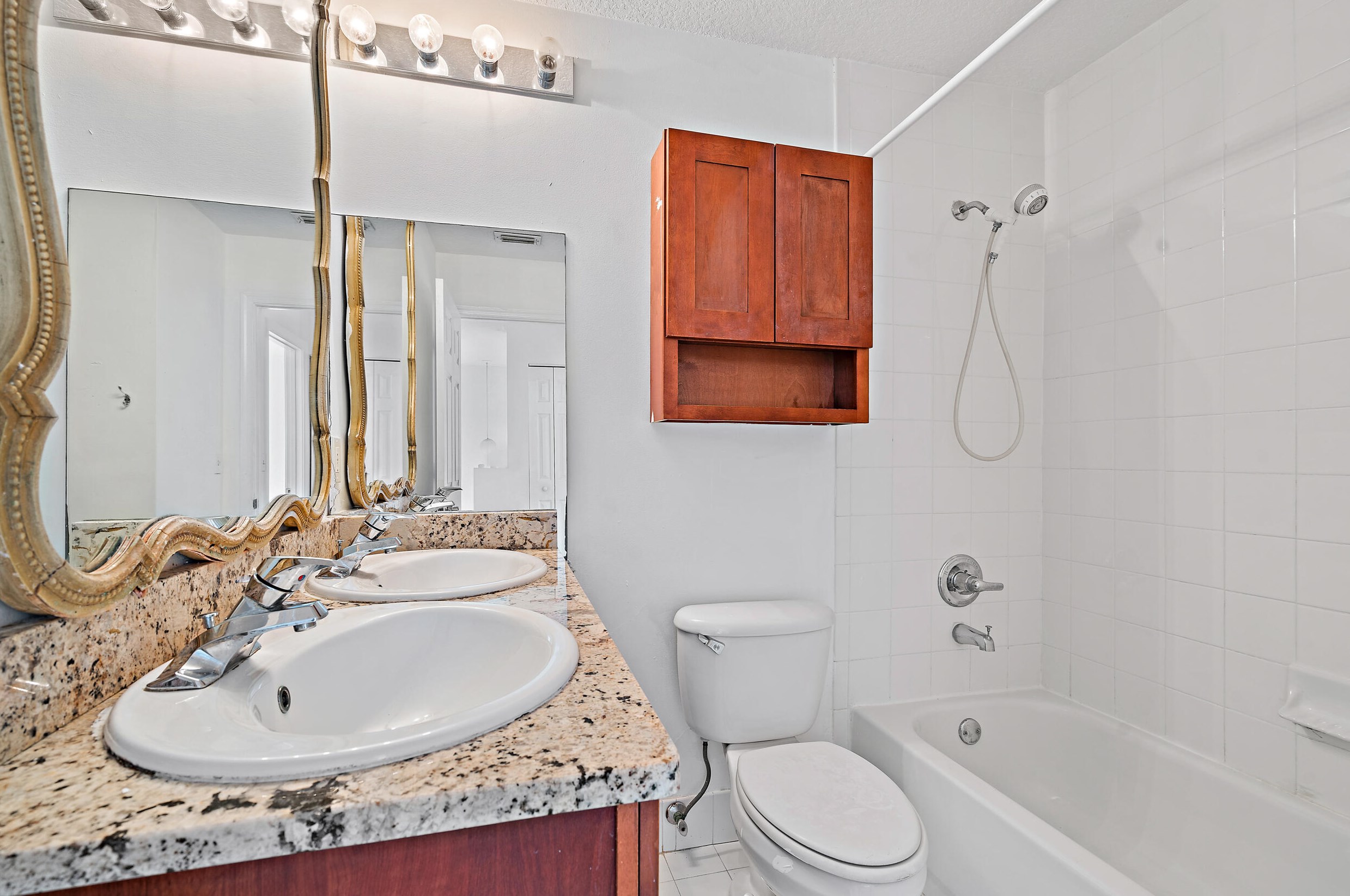 148 Palm Villas Way, Lake Worth FL 33461-1086 exterior