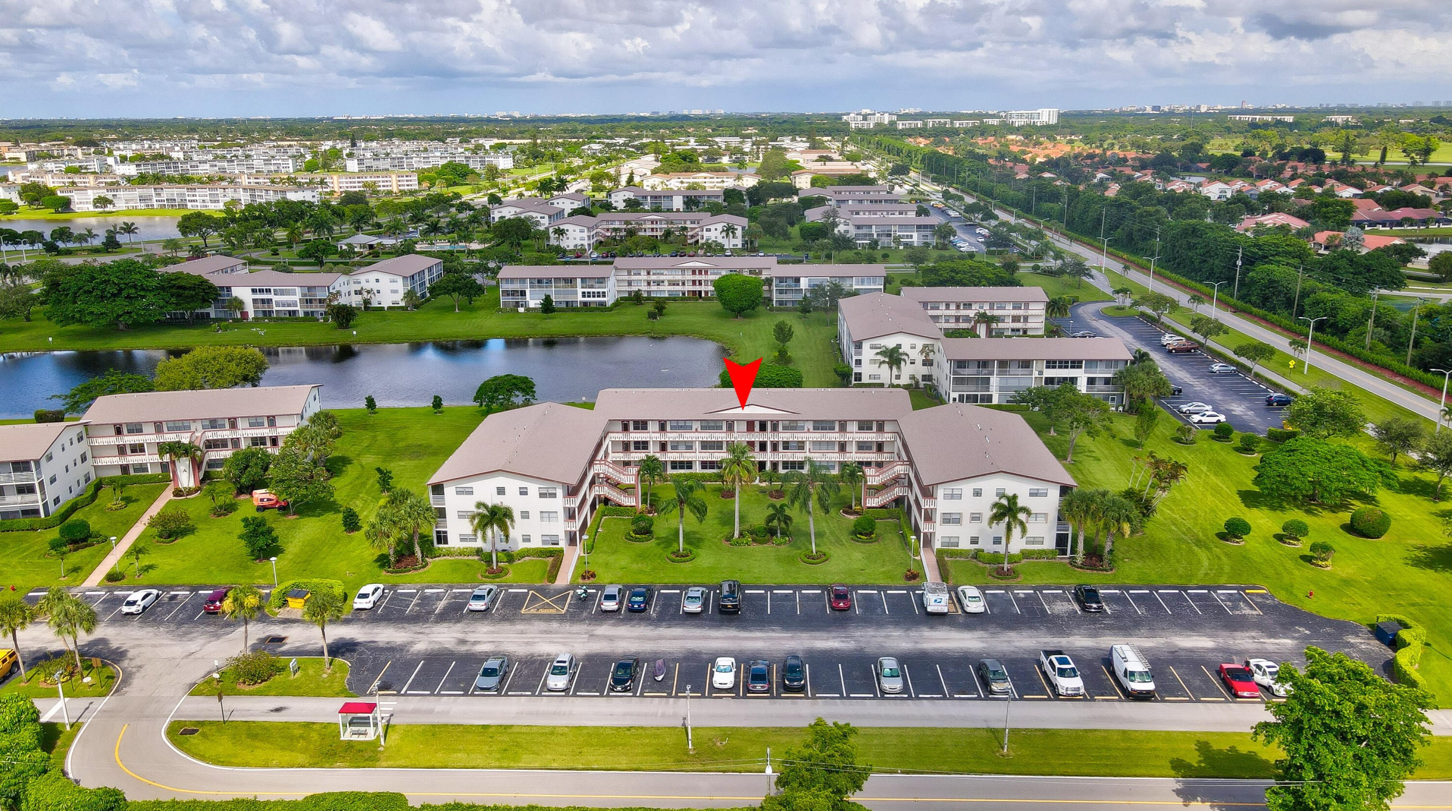 77 Brighton B, Boca Raton FL  33434-2919 exterior