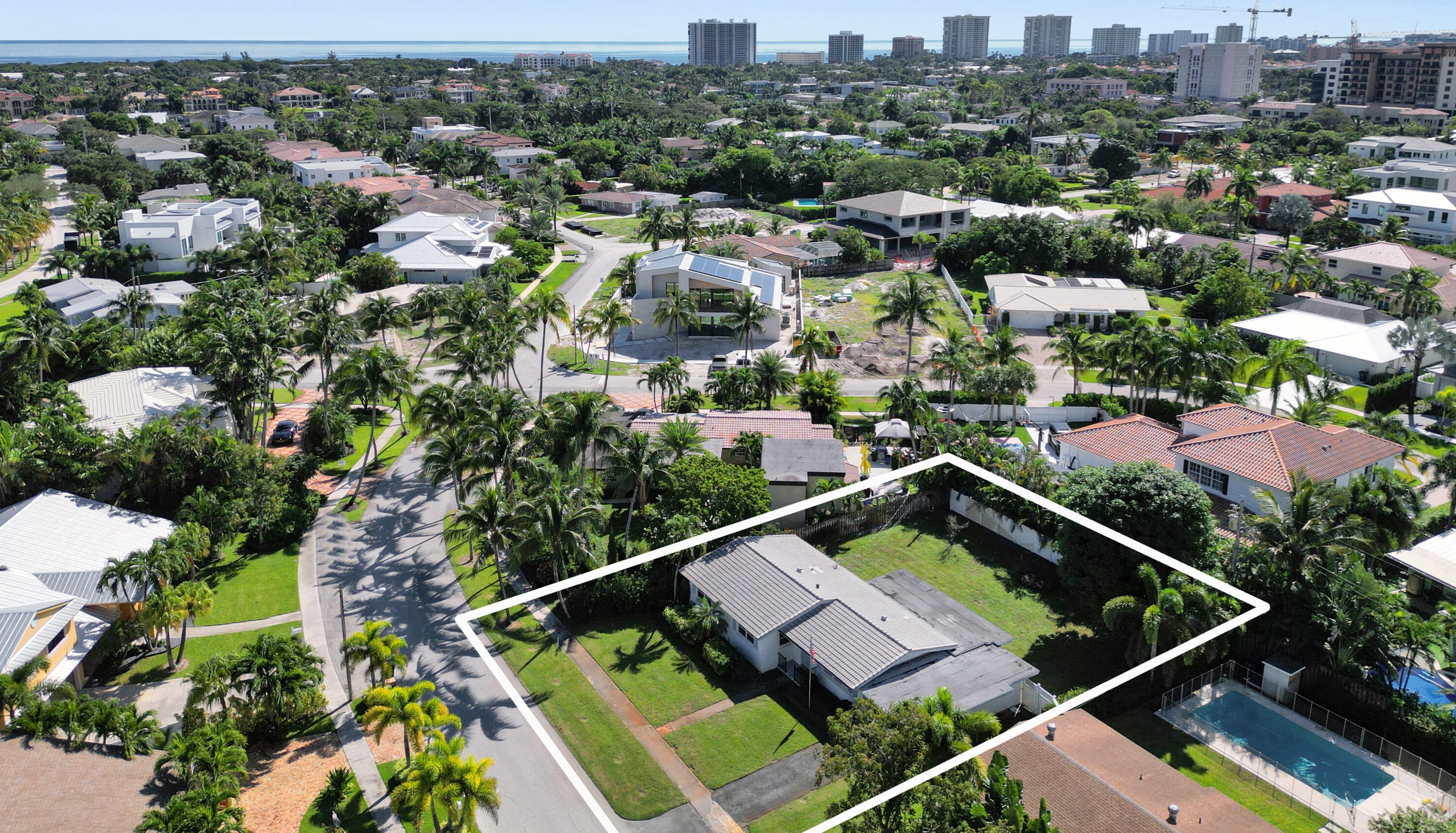 354 4th St, Boca Raton, FL 33432-3738
