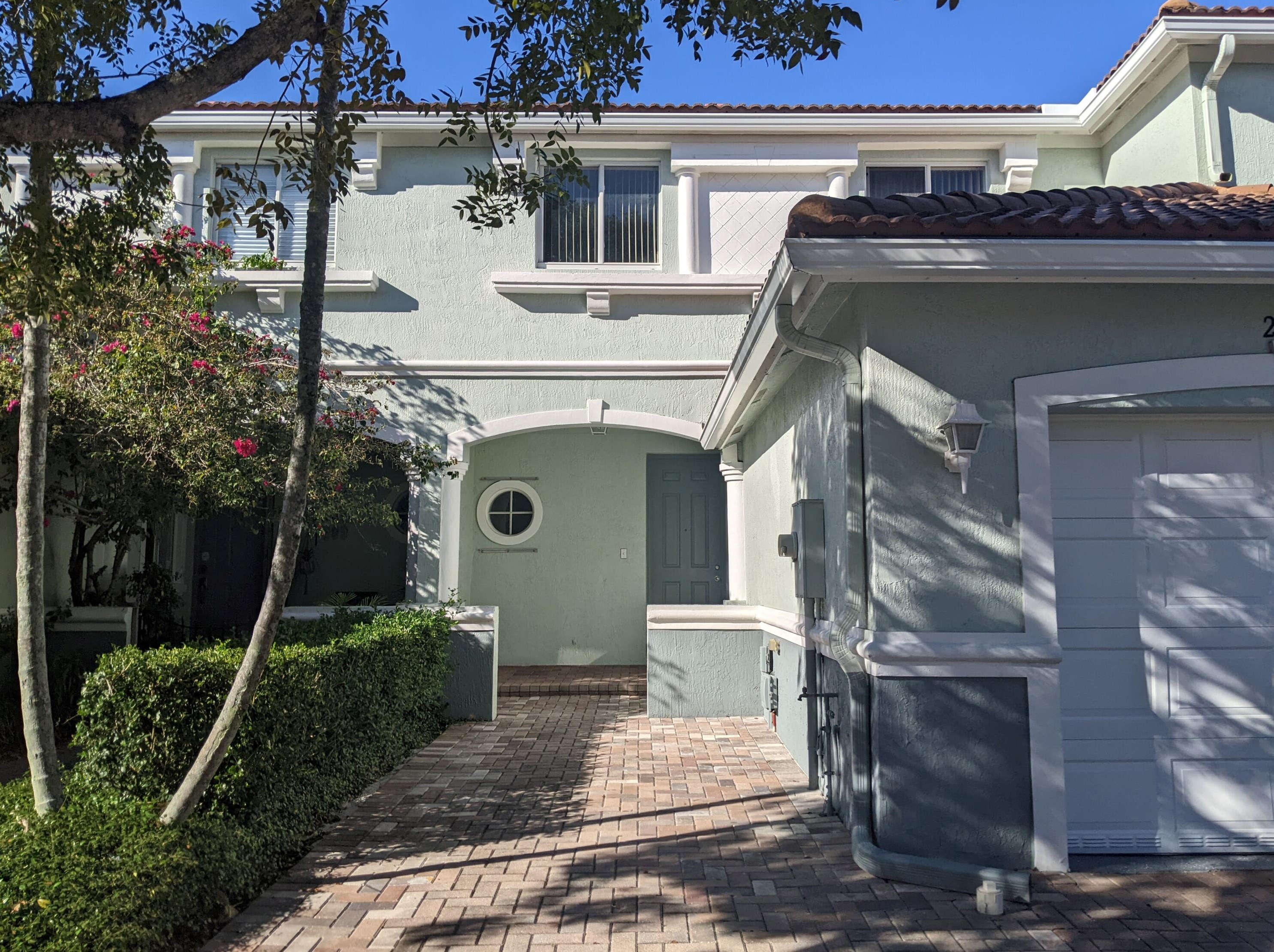 2226 Oakmont Dr, West Palm Beach, FL 33404