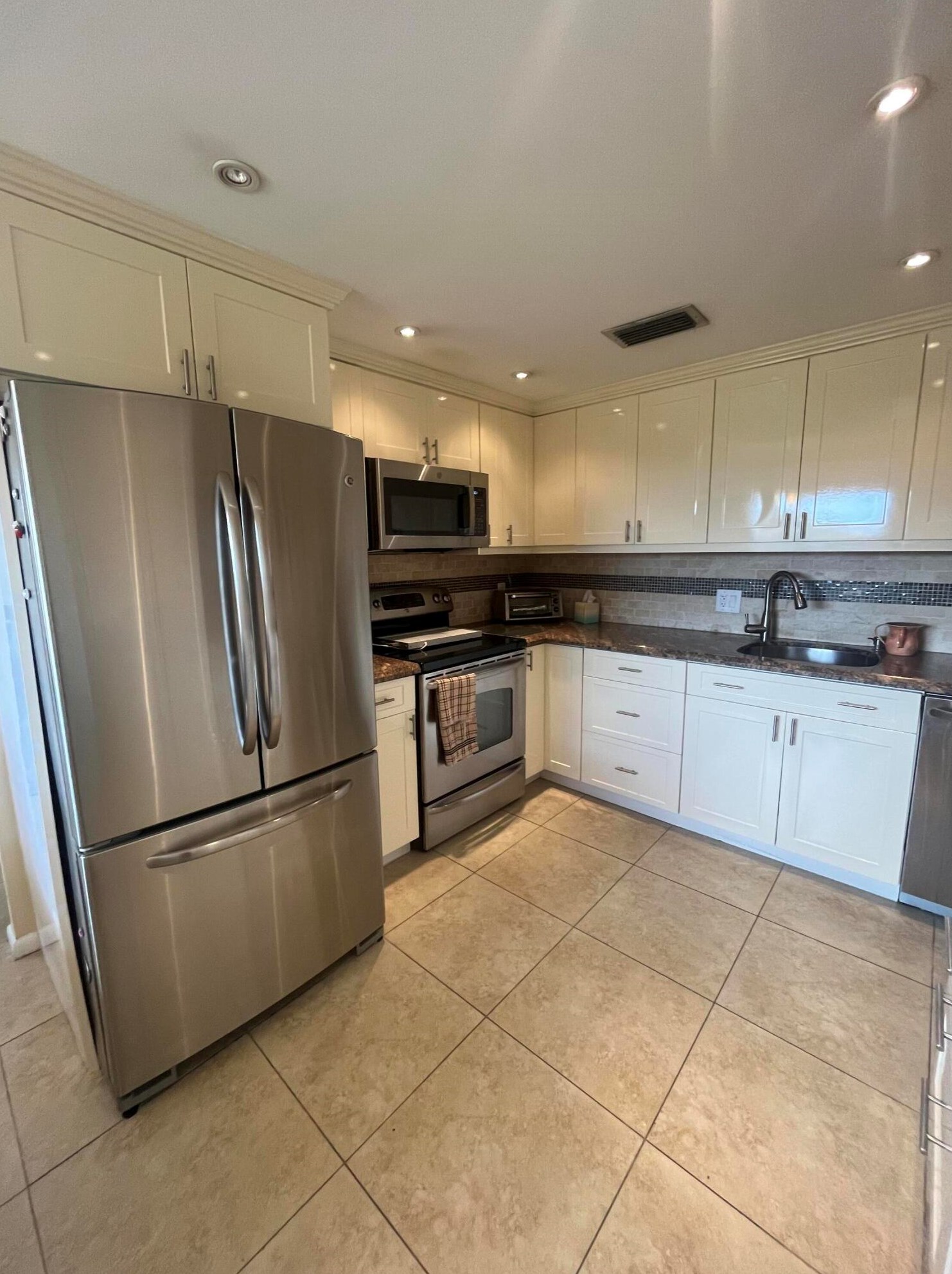 3032 Wolverton B, Boca Raton, FL 33434-4569