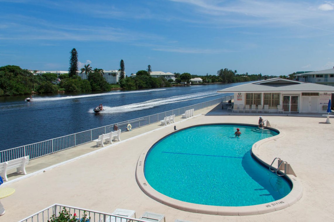 2440 S Federal Hwy #1, Boynton Beach, FL 33435