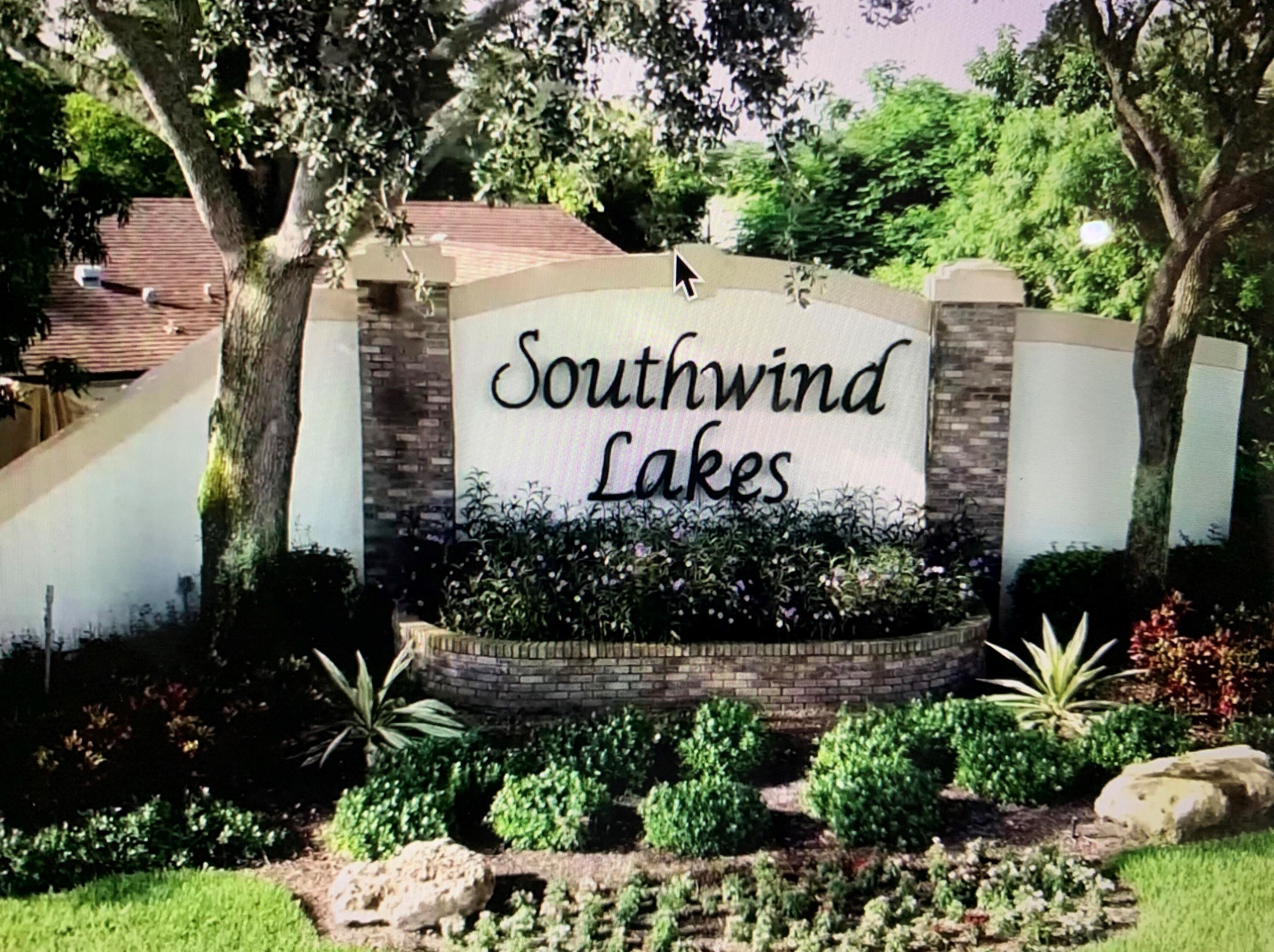 9580 Richmond Cir, Boca Raton, FL 33434