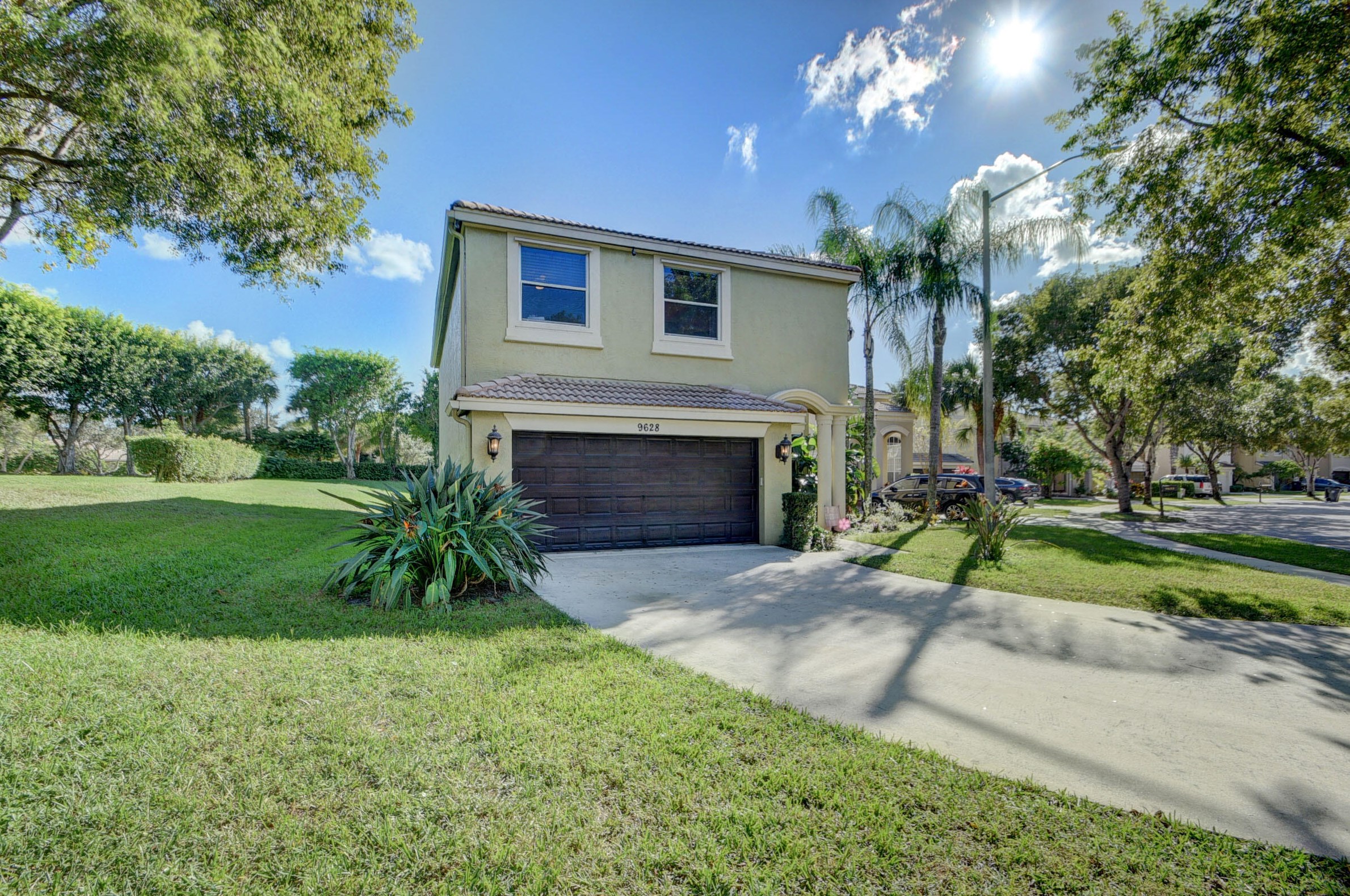 9628 Wyeth Ct, West Palm Beach, FL 33414