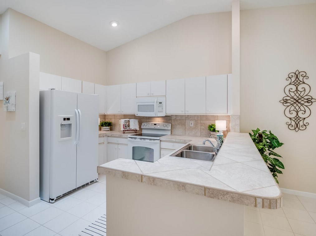 3864 Summer Chase Ct, Lake Worth FL  33467-2459 exterior