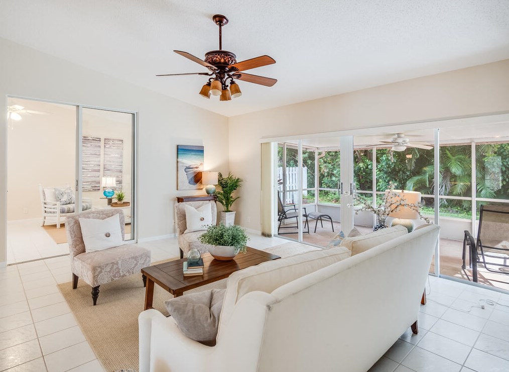 3864 Summer Chase Ct, Lake Worth FL  33467-2459 exterior