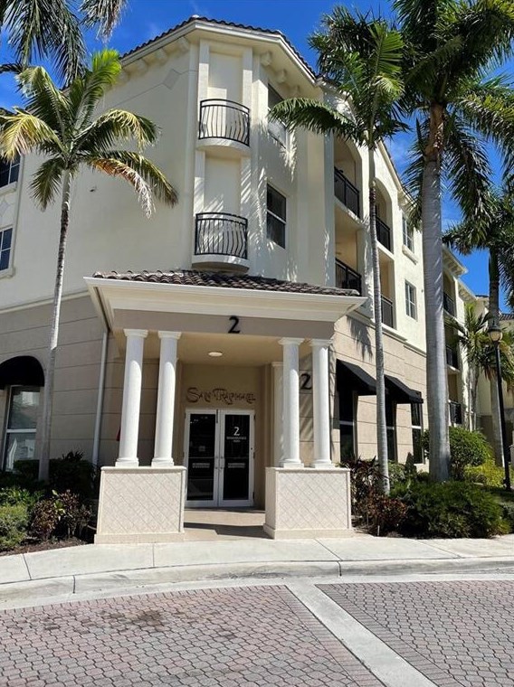 2 Renaissance Way #203, Boynton Beach, FL 33426