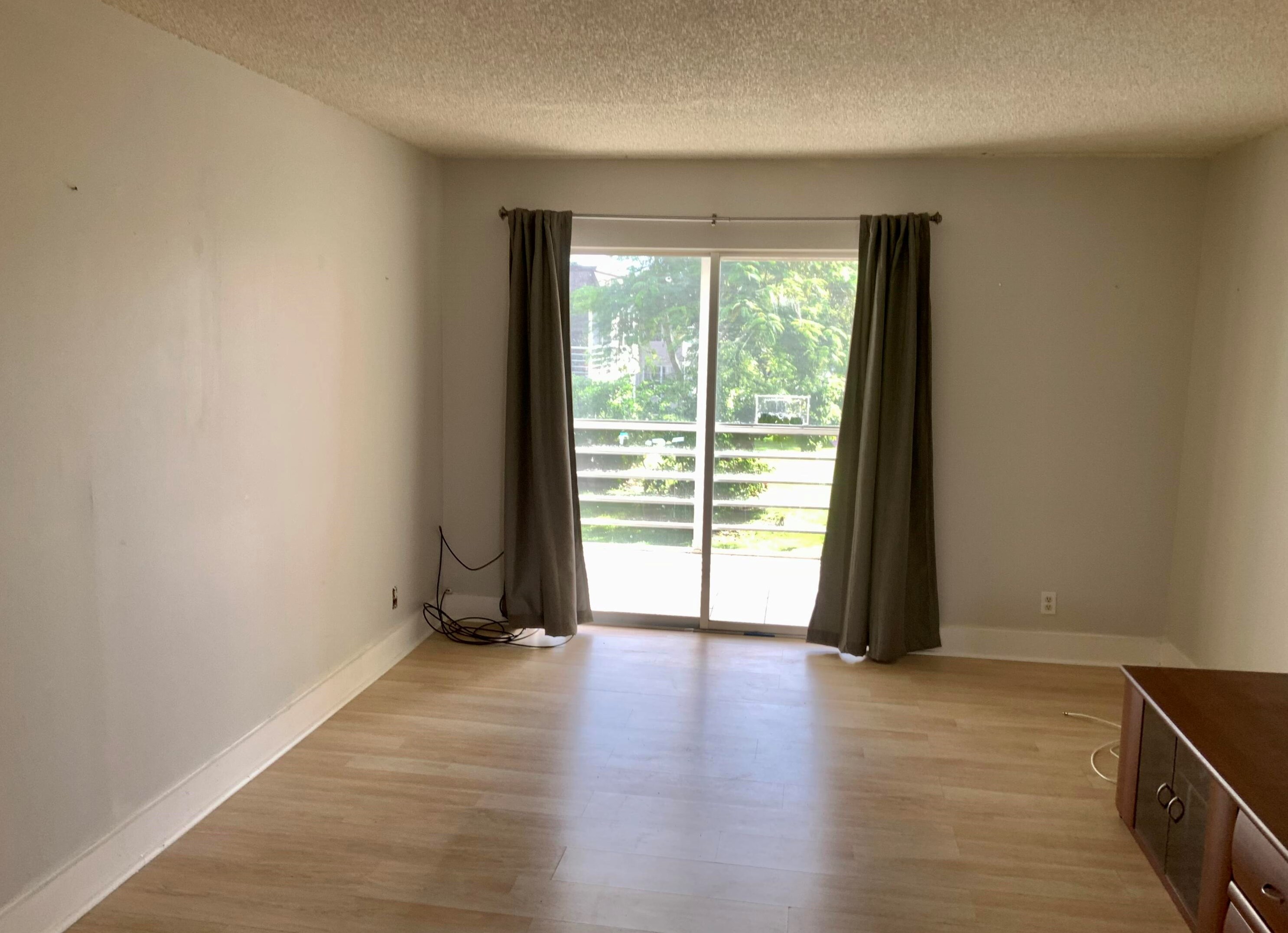 200 Bonnie Blvd #120, Lake Worth, FL 33461