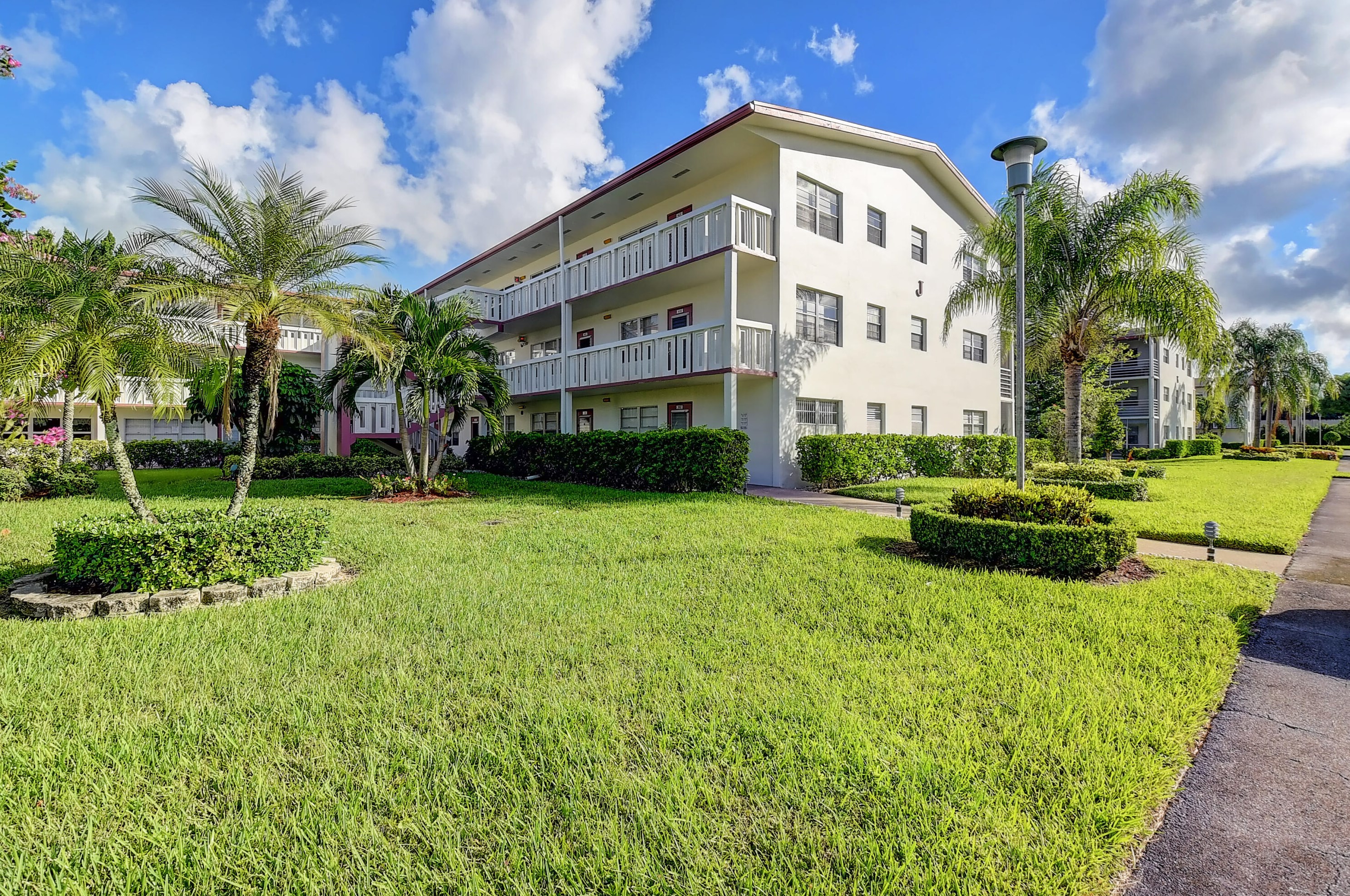 406 Fanshaw J #406, Boca Raton, FL 33434