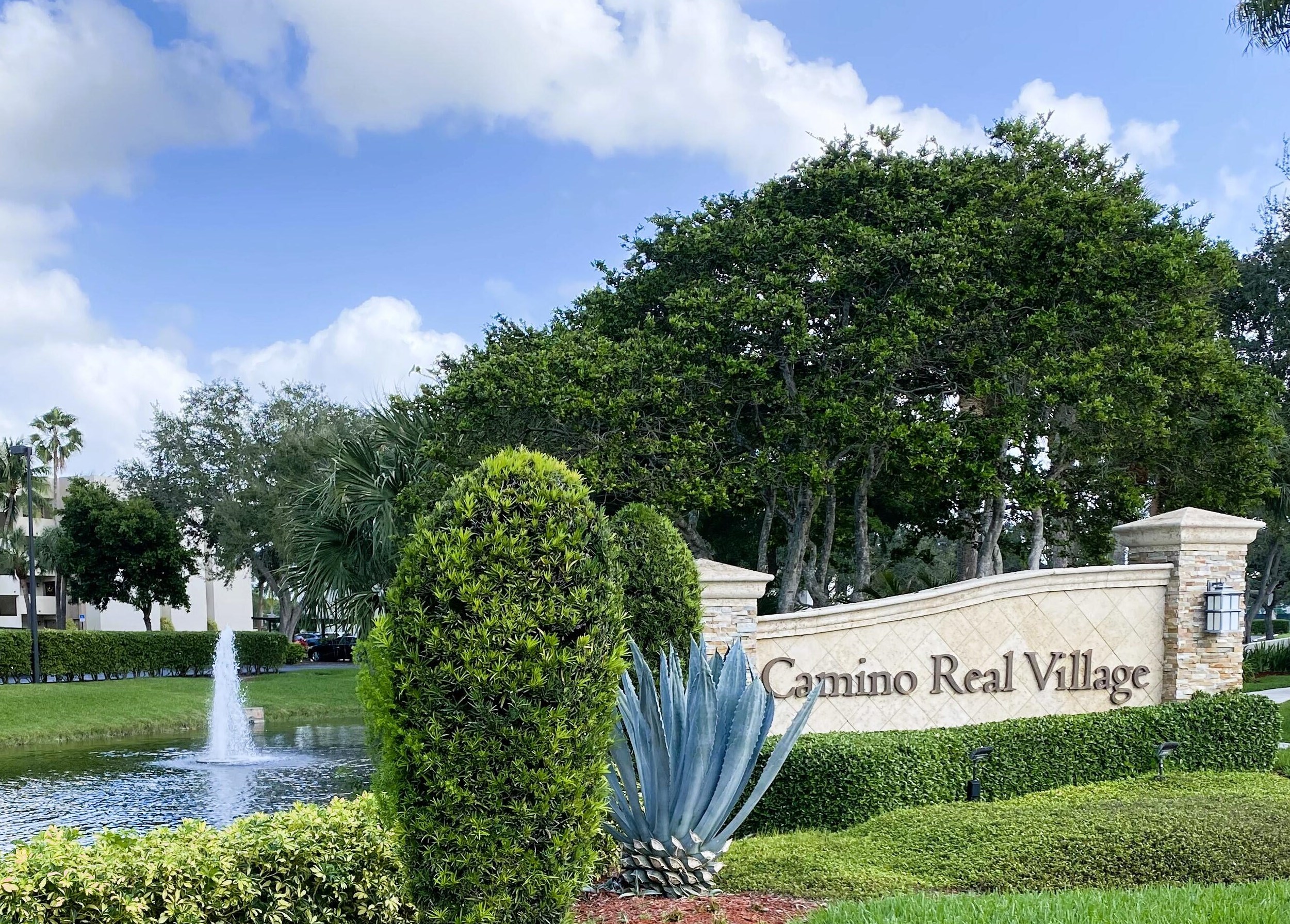 5800 Camino Del Sol, Boca Raton FL  33433-5811 exterior