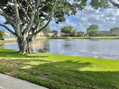 243 Springdale Cir, Lake Worth, FL 33461-6329