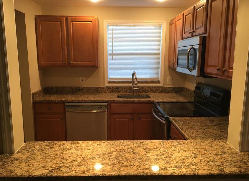 1638 Embassy Dr #106, West Palm Beach, FL 33401