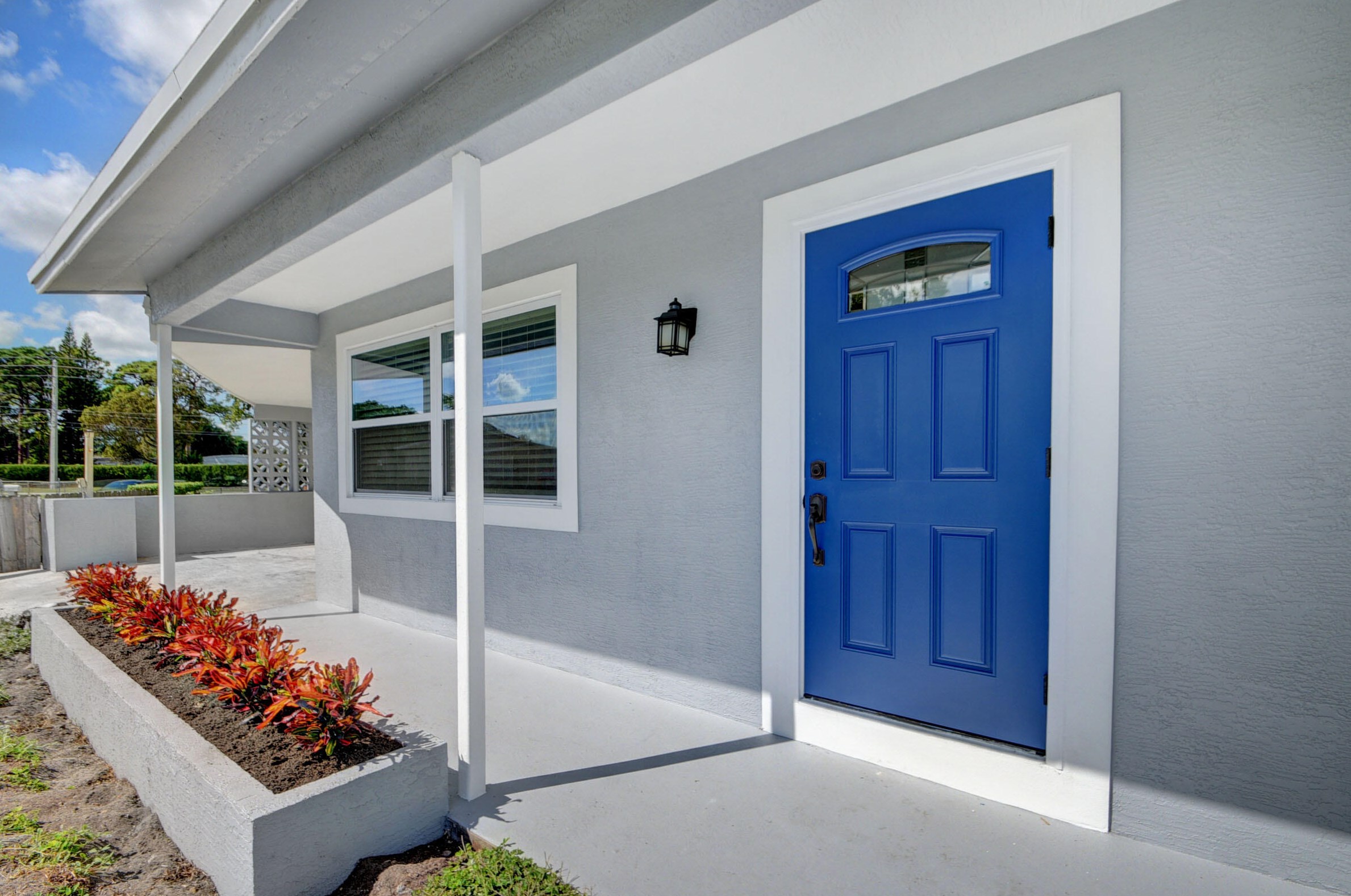 6491 Mackinac Rd, Lake Worth, FL 33462-2223