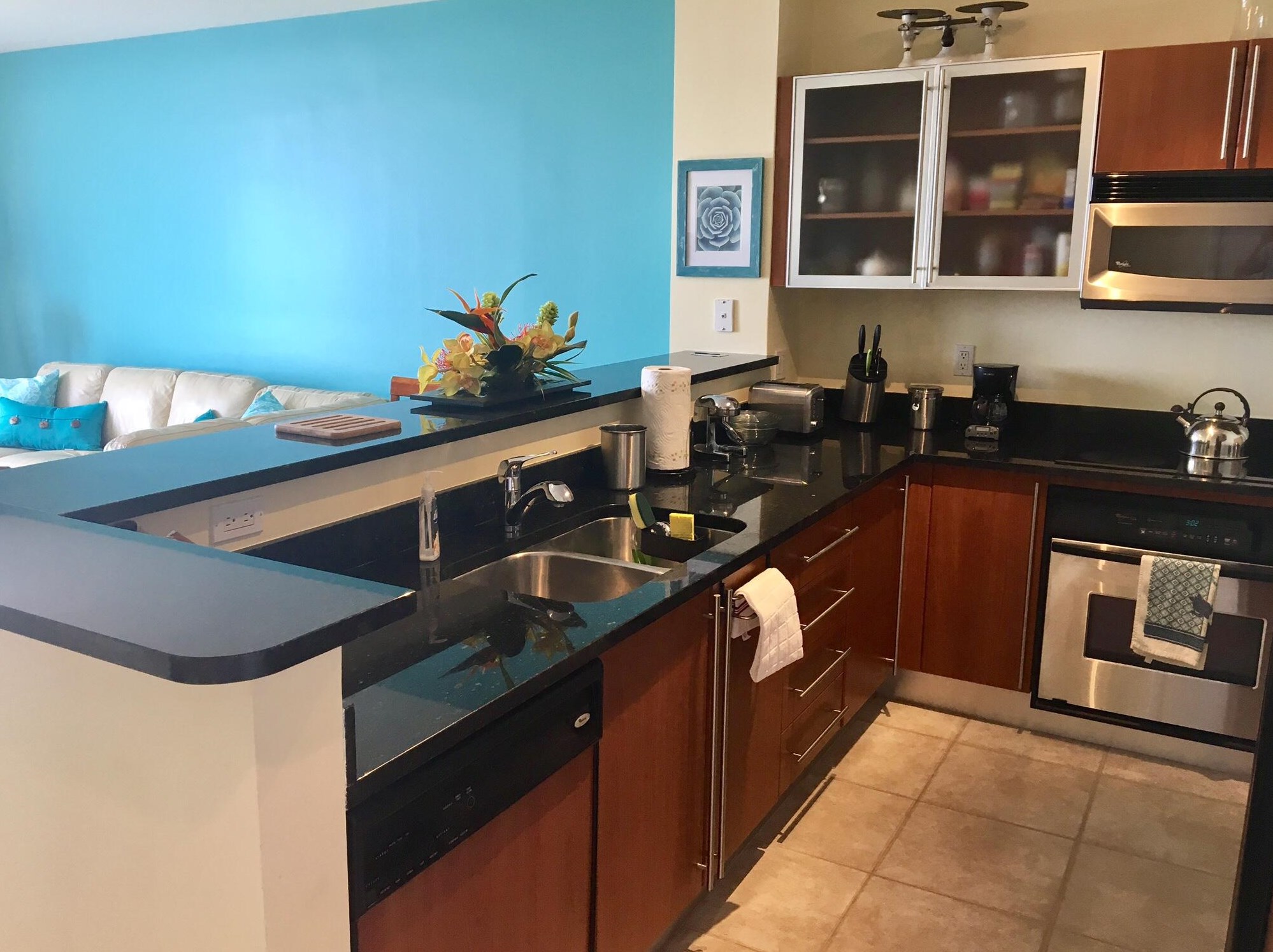 1551 N Flagler Dr Apt 909, West Palm Beach, FL 33401