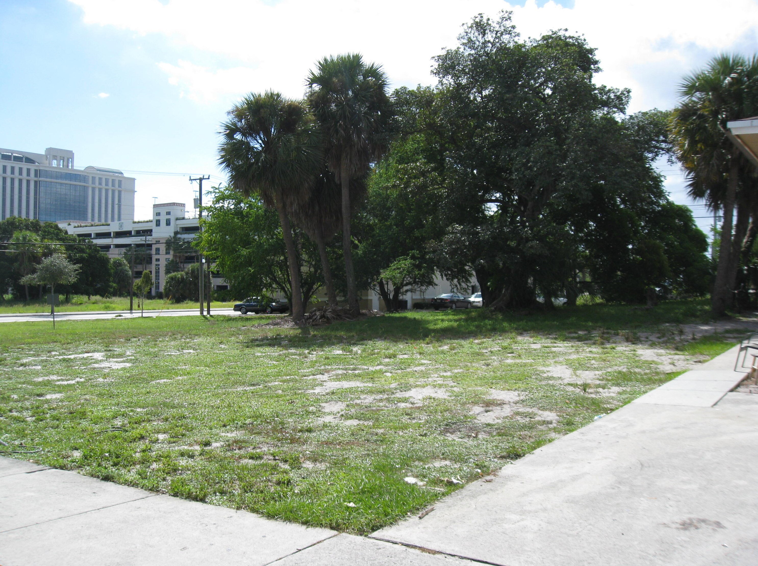 612 4th St #1, West Palm Beach, FL 33401