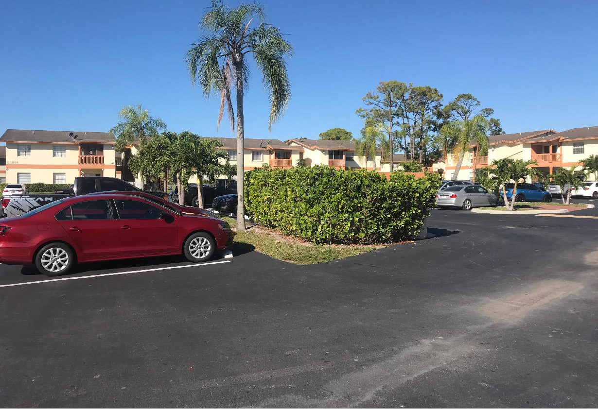 1830 Abbey Rd #105, West Palm Beach, FL 33415